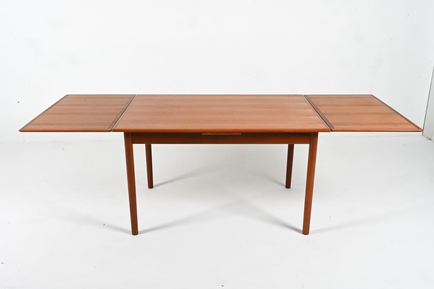Niels Otto Møller pour J.L.A. Møller Danish Teak Draw-Leaf Dining Table (table de salle à manger en teck) en vente 9