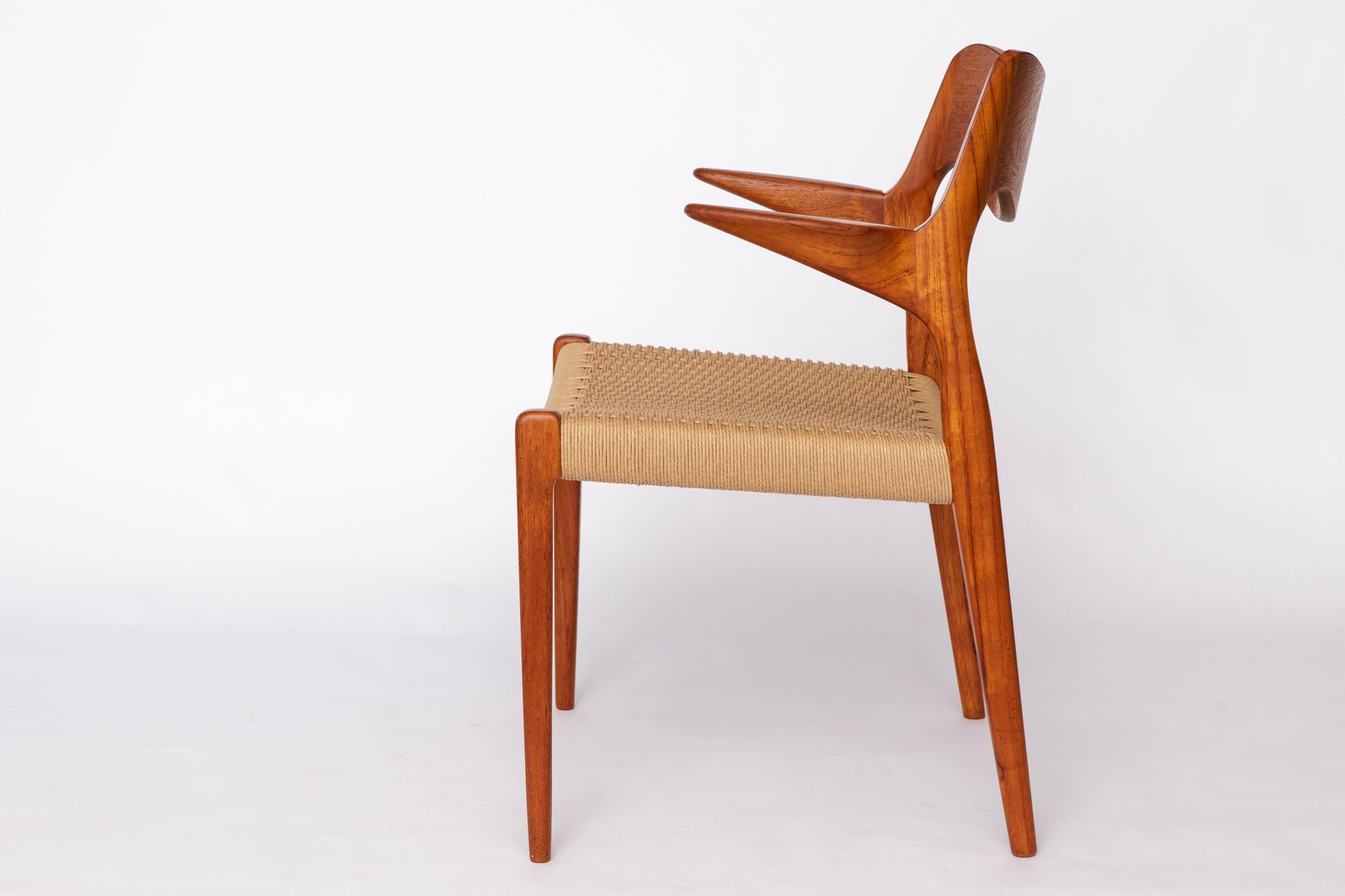 Fauteuil Niels Otto Møller Model 55 - Chaise de salle à manger danoise en teck avec New Paper Co Excellent état - En vente à Hannover, DE