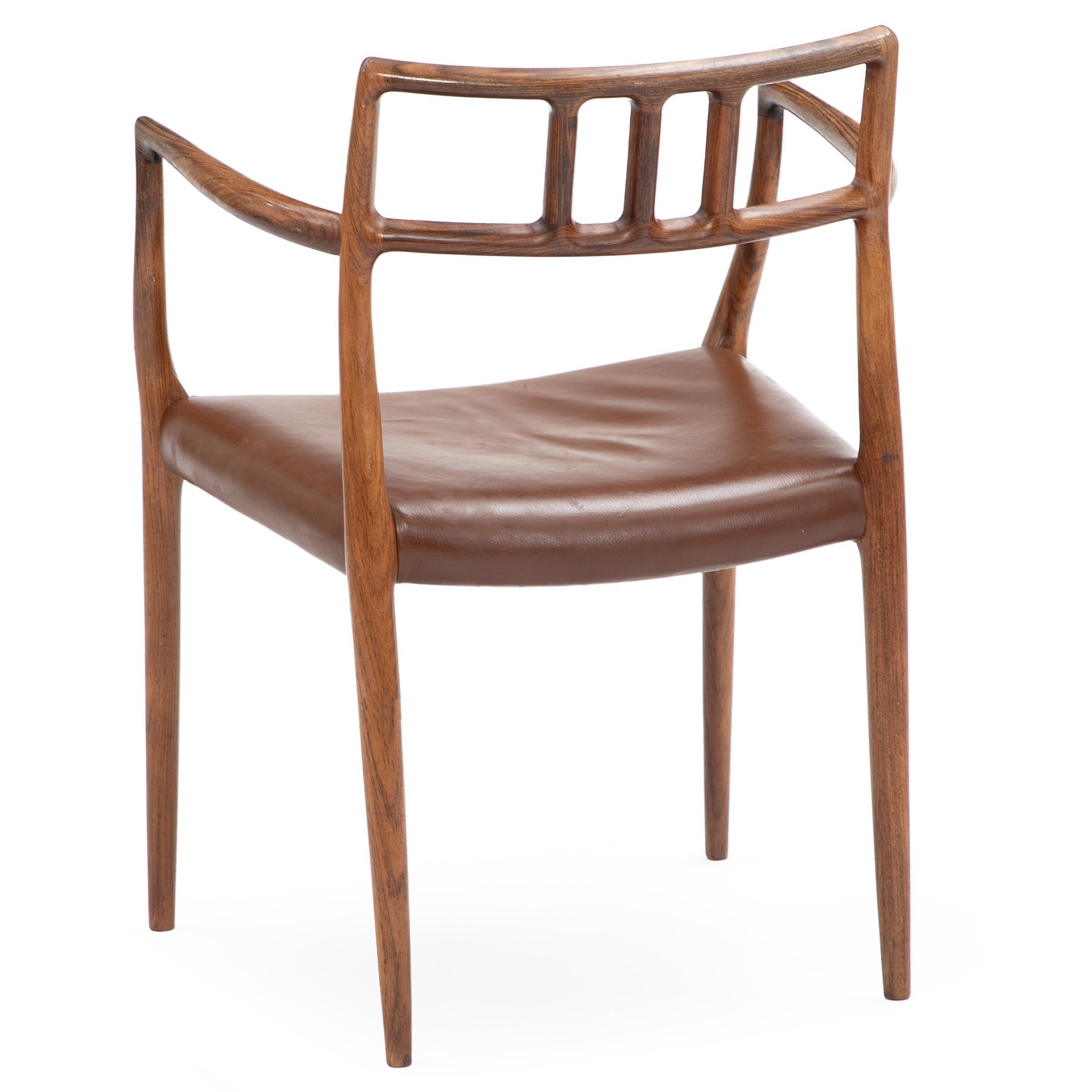 Niels Otto Møller model 64 rosewood armchair. Denamrk 1960s In Good Condition For Sale In Braga, Braga