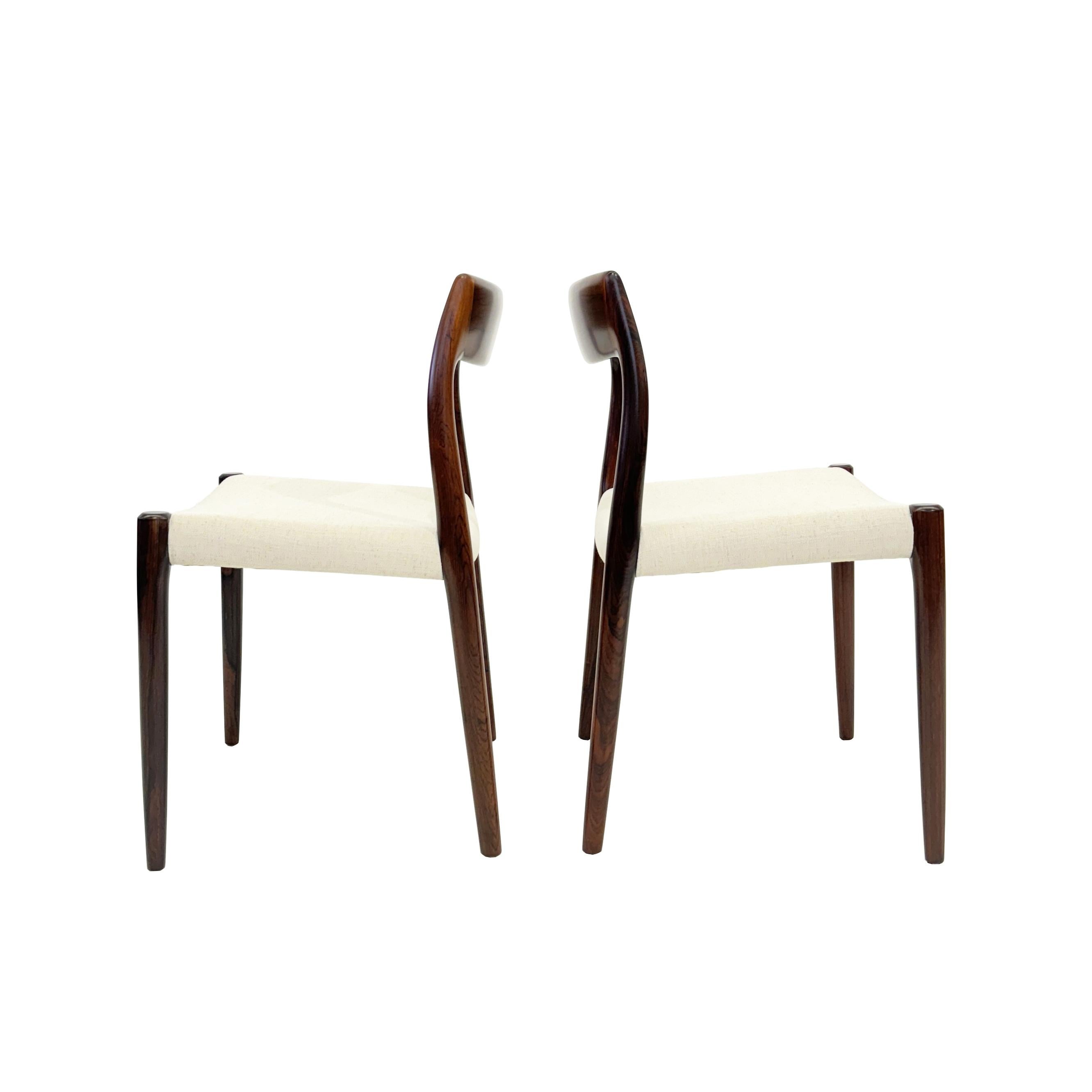 Mid-Century Modern Niels Otto Møller model 77 rosewood dinning chairs. Denmark 1960s For Sale