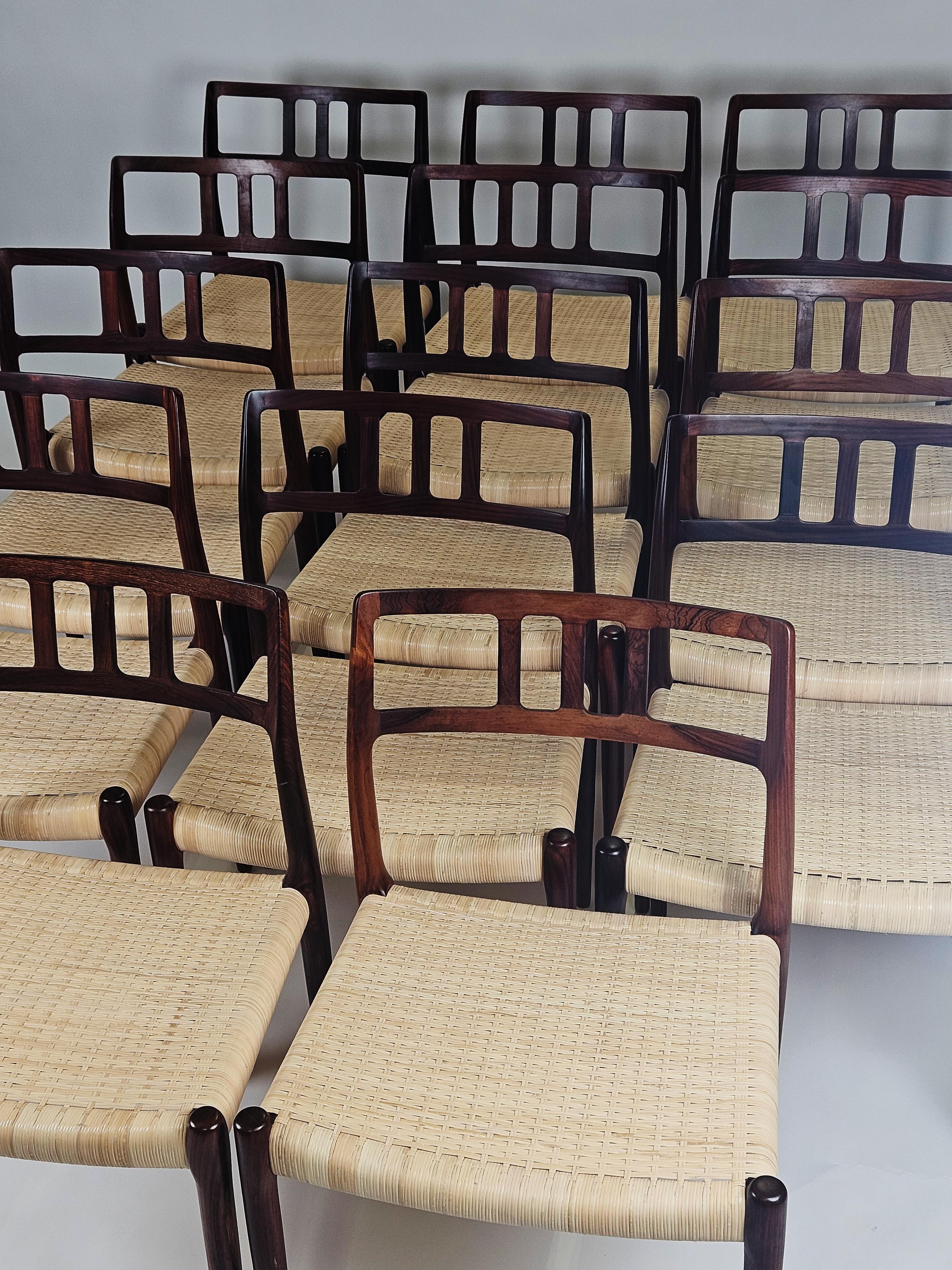 Chaises de salle à manger Niels Otto Møller modèle 79, ensemble de 14, J.L. Møllers Møbelfabrik en vente 6
