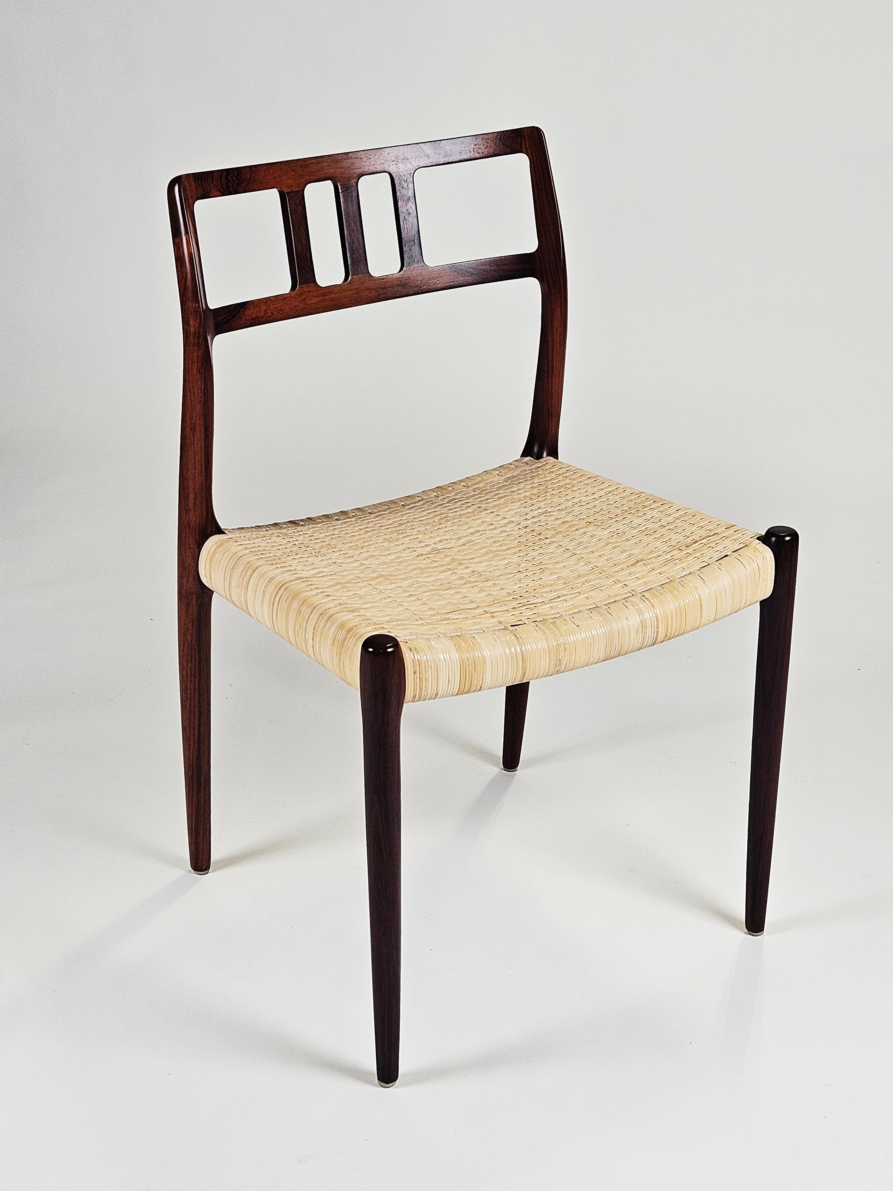 Niels Otto Møller model 79 dining chairs, set of 14, J.L. Møllers Møbelfabrik In Good Condition For Sale In Eskilstuna, SE