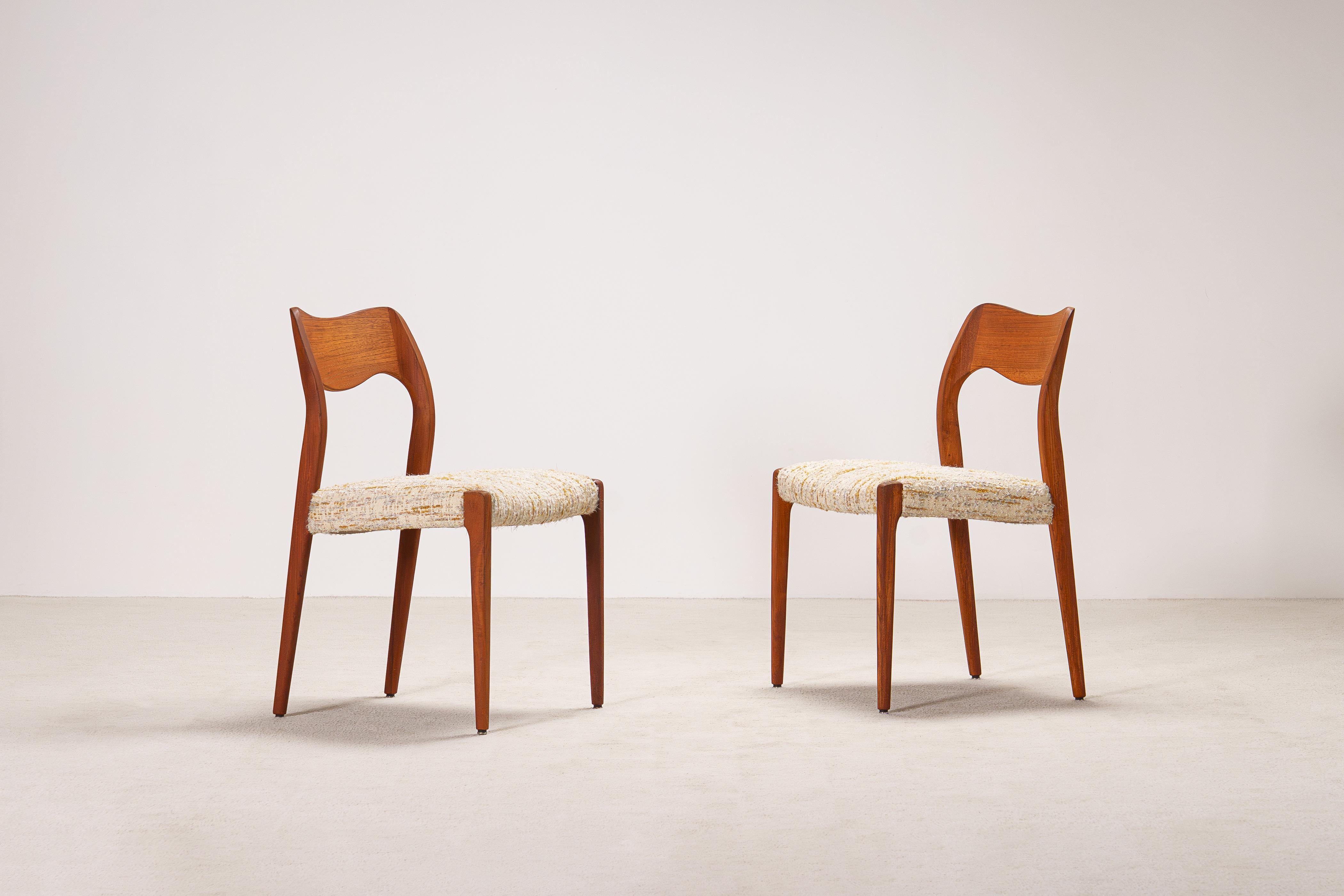 Danish Niels Otto Møller. Pair of Model 71 Dining Chairs for J.L. Møllers Møbelfabrik For Sale