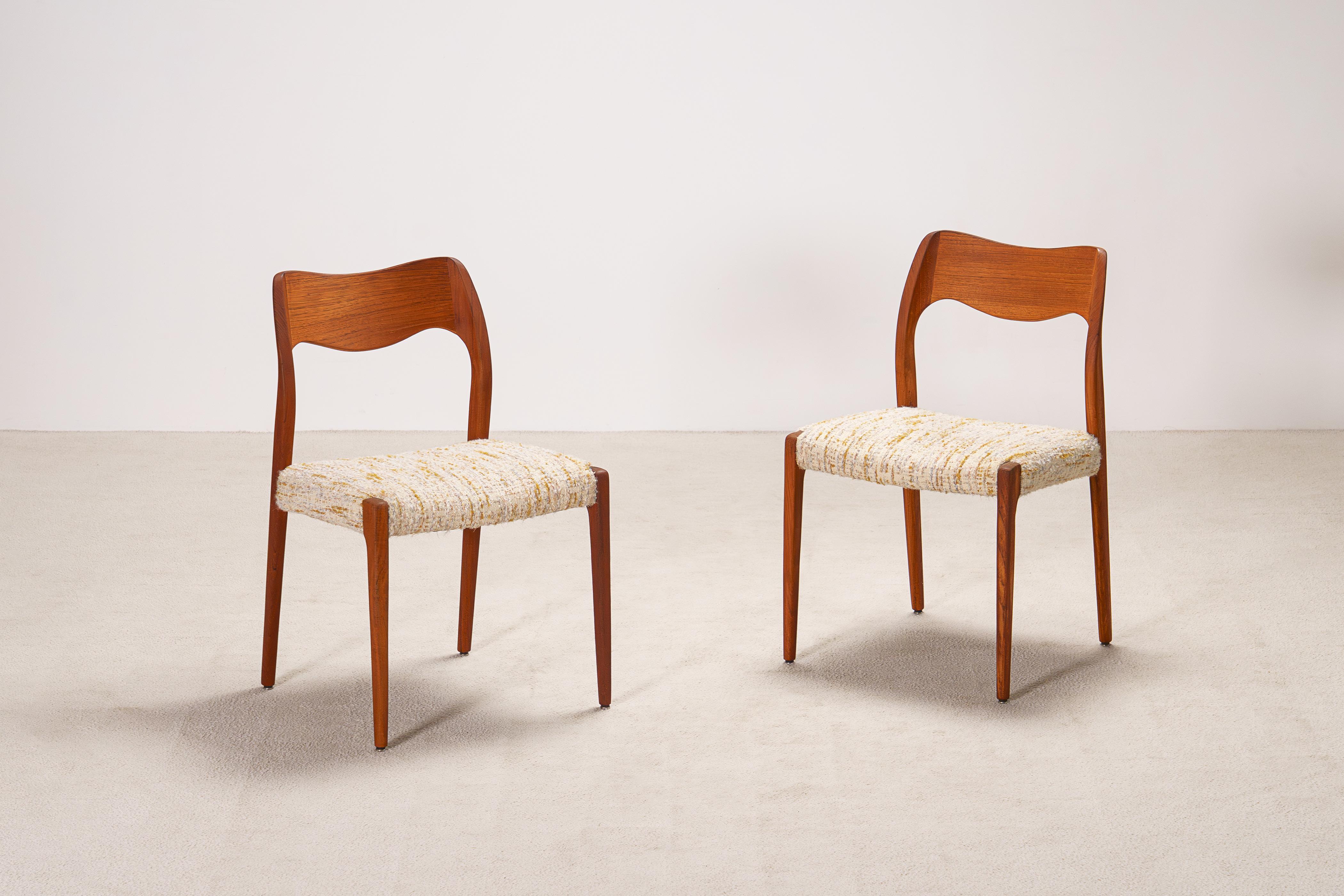 Upholstery Niels Otto Møller. Pair of Model 71 Dining Chairs for J.L. Møllers Møbelfabrik For Sale