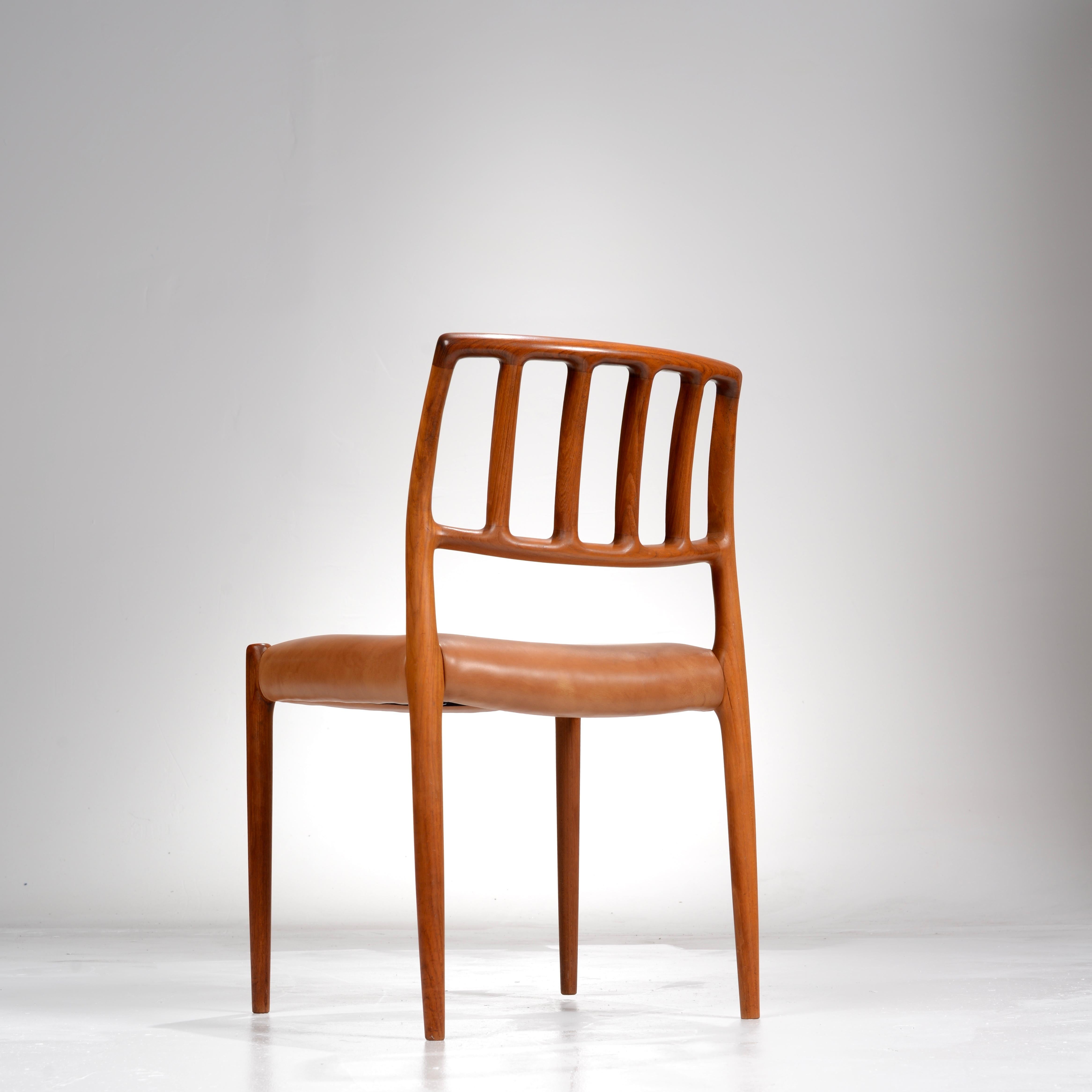Niels Otto Møller Rosewood and Leather Dining Chairs, Model 83, Set of Six 3