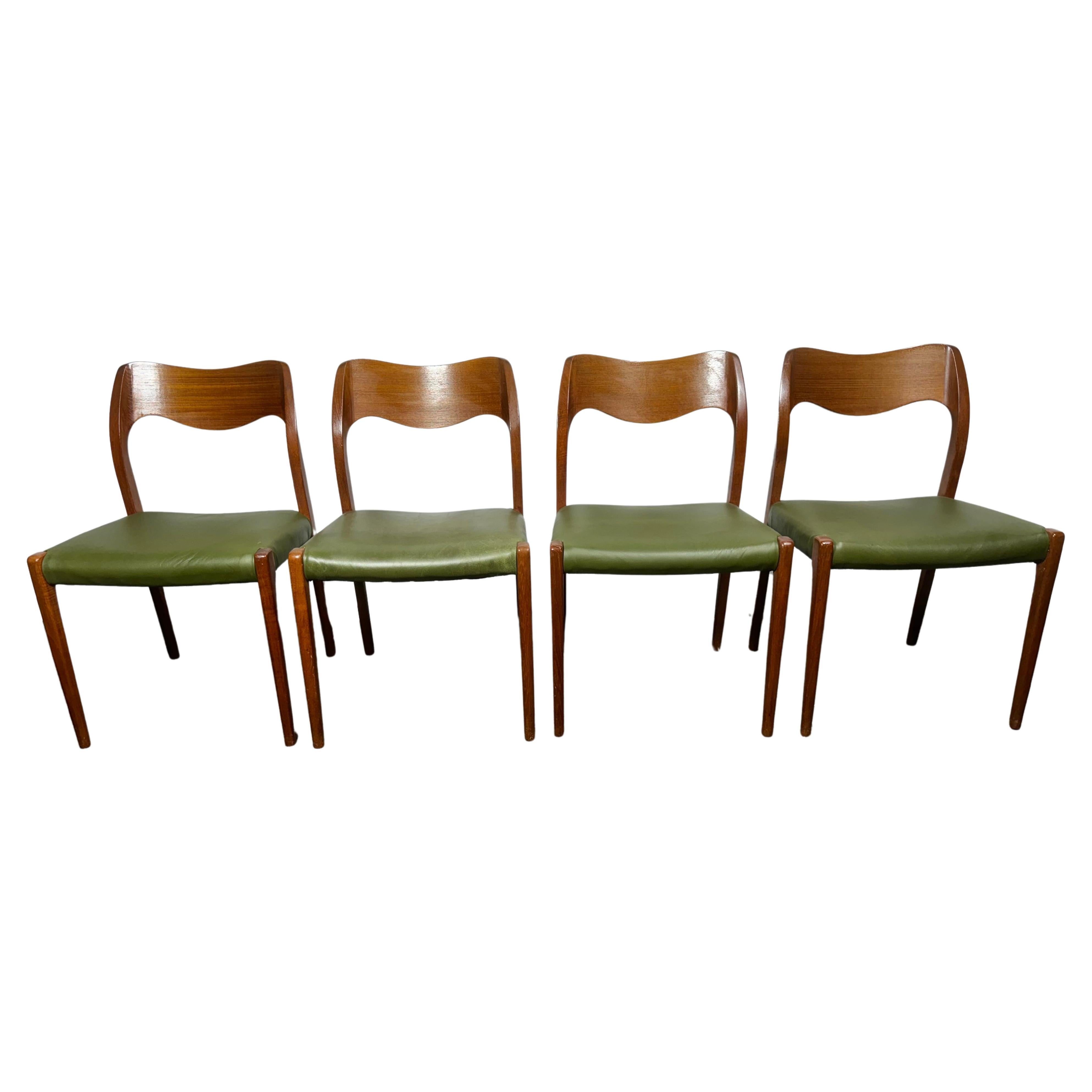 Niels Otto Møller Set of 4 Mid-Century Modern Model 71 Leather Dining Chairs