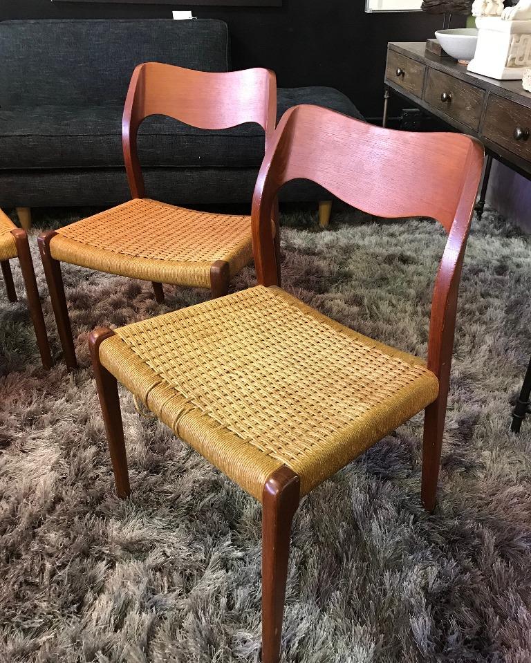 Danish Niels Otto Møller Set of 4 Mid-Century Modern Model 71 Paper Cord Dining Chairs For Sale