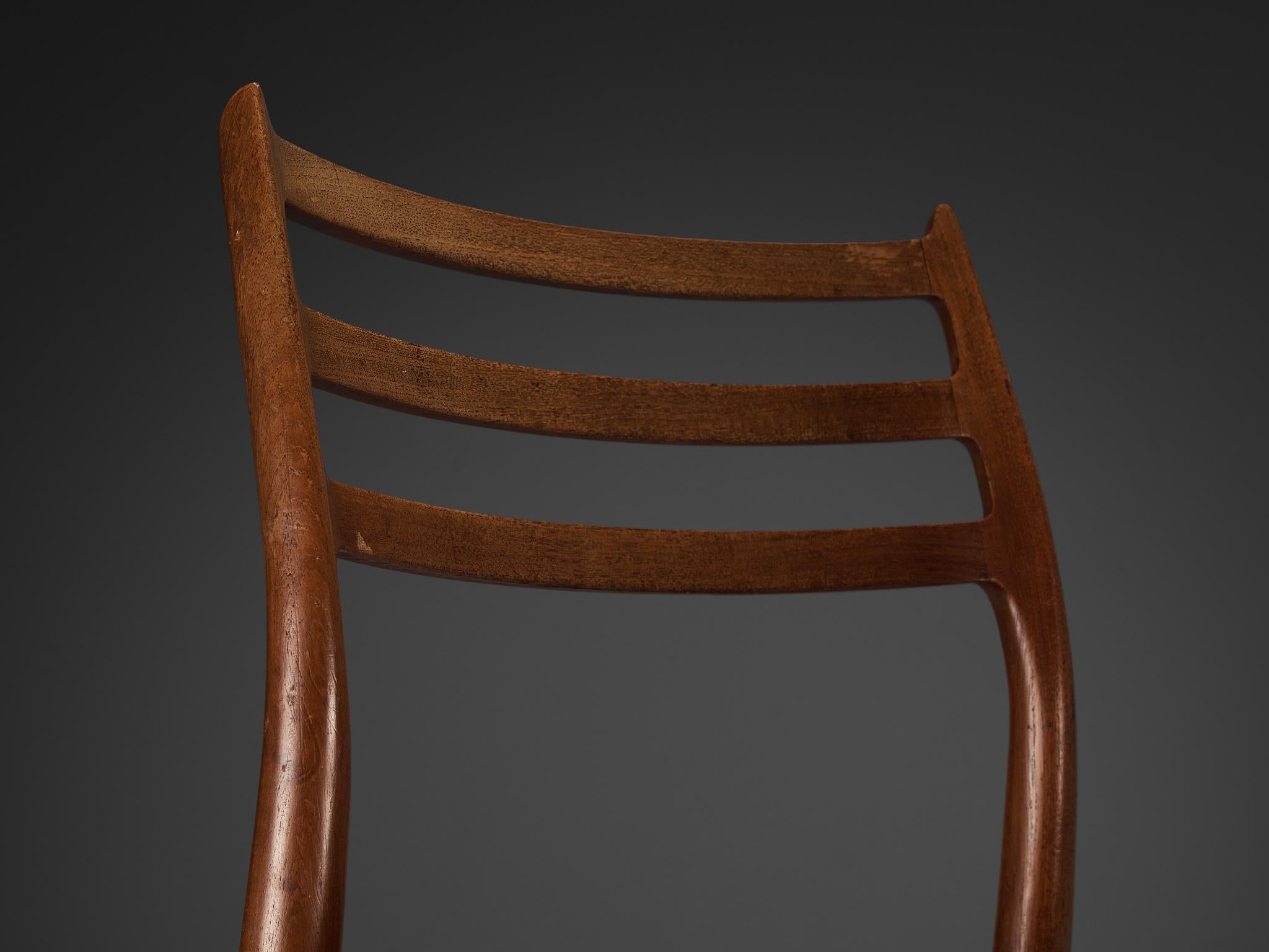 Niels Otto Møller Set of Four Dining Chairs in Teak and Leather  In Good Condition For Sale In Waalwijk, NL