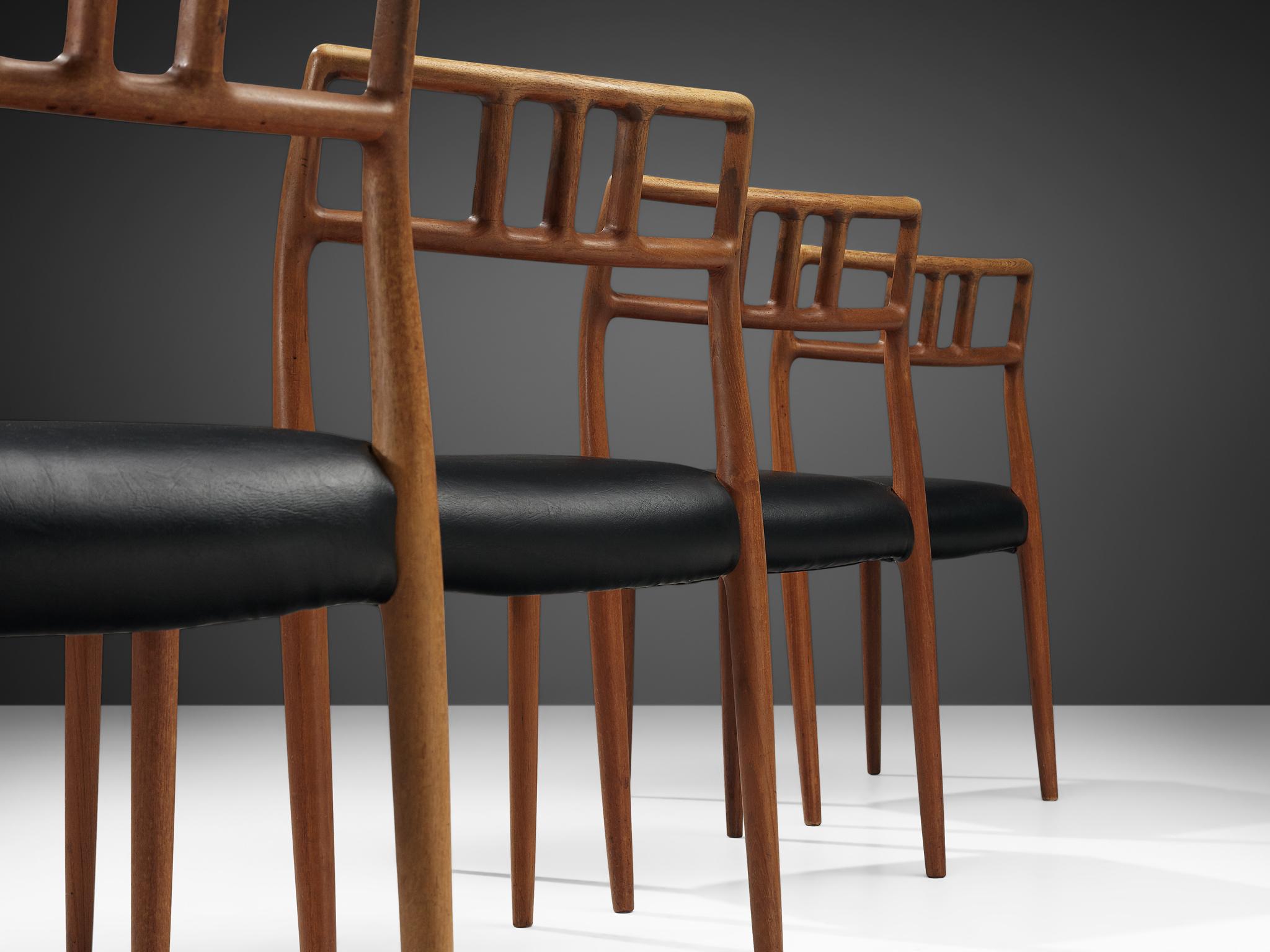 Niels Otto Møller Set of Four Dining Chairs in Teak and Leather 2
