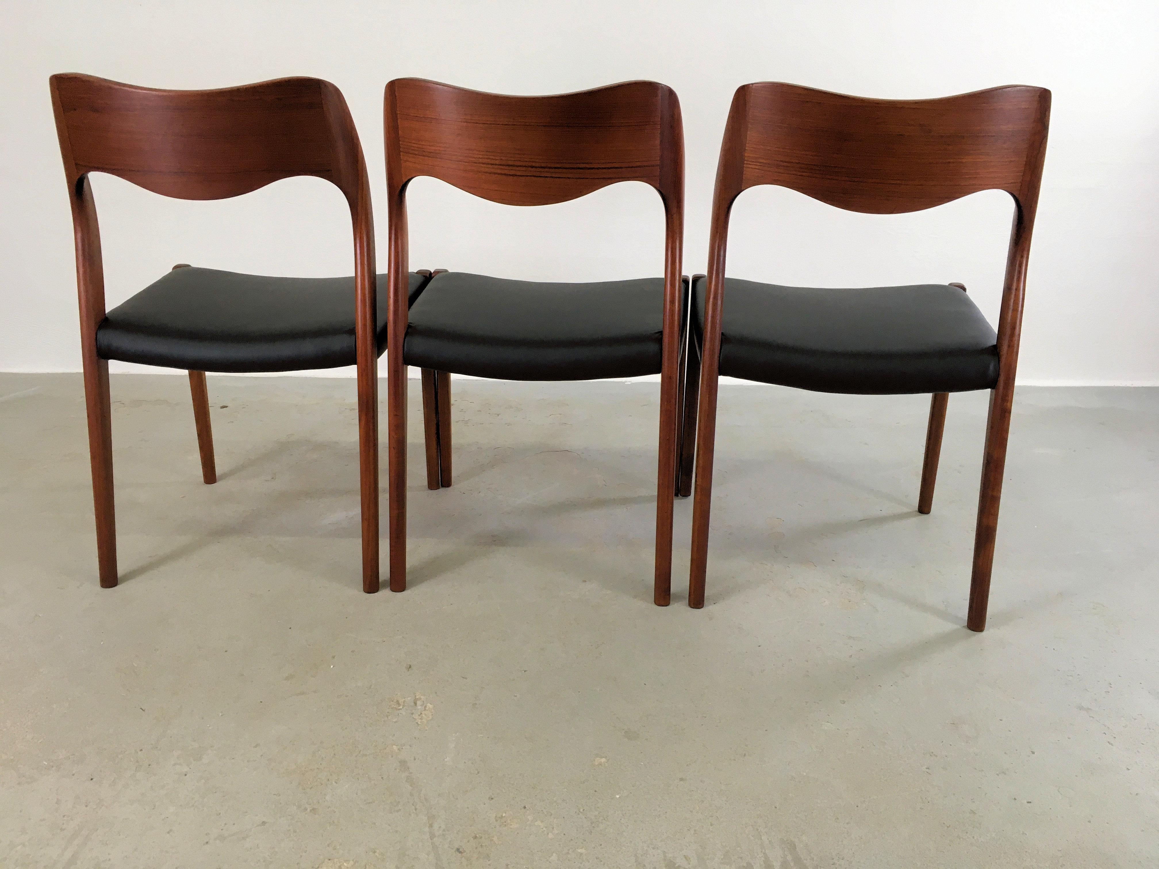 Niels Otto Møller Six Fully Restored Teak Dining Chairs, Custom Upholstery 7