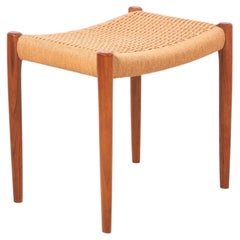 Tabouret Niels Otto Møller en teck et cordon de papier Model No 80A, années 1960 Danemark