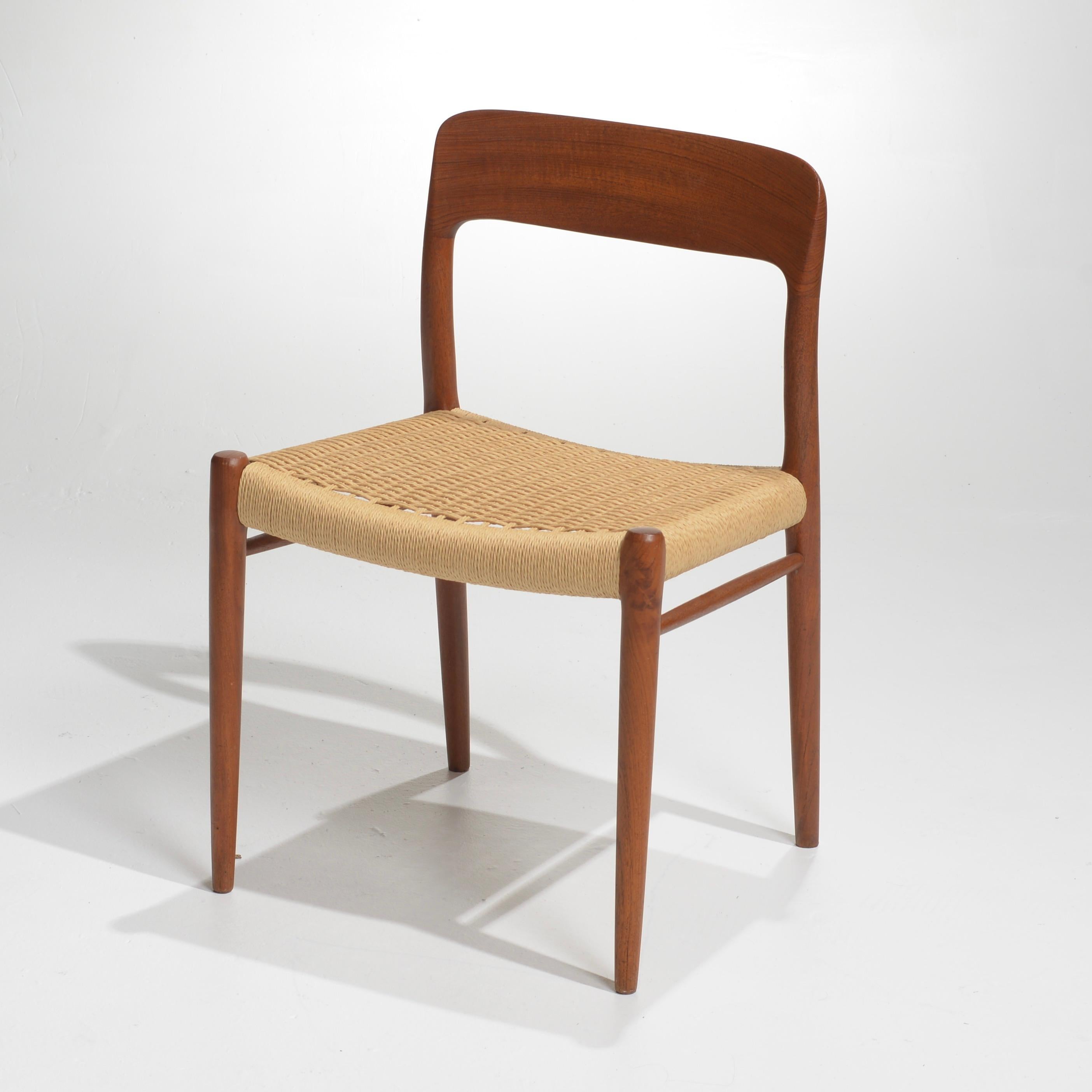Sedie da pranzo in teak e pelle Niels Otto Møller, modelli 66 e 83 in vendita 7