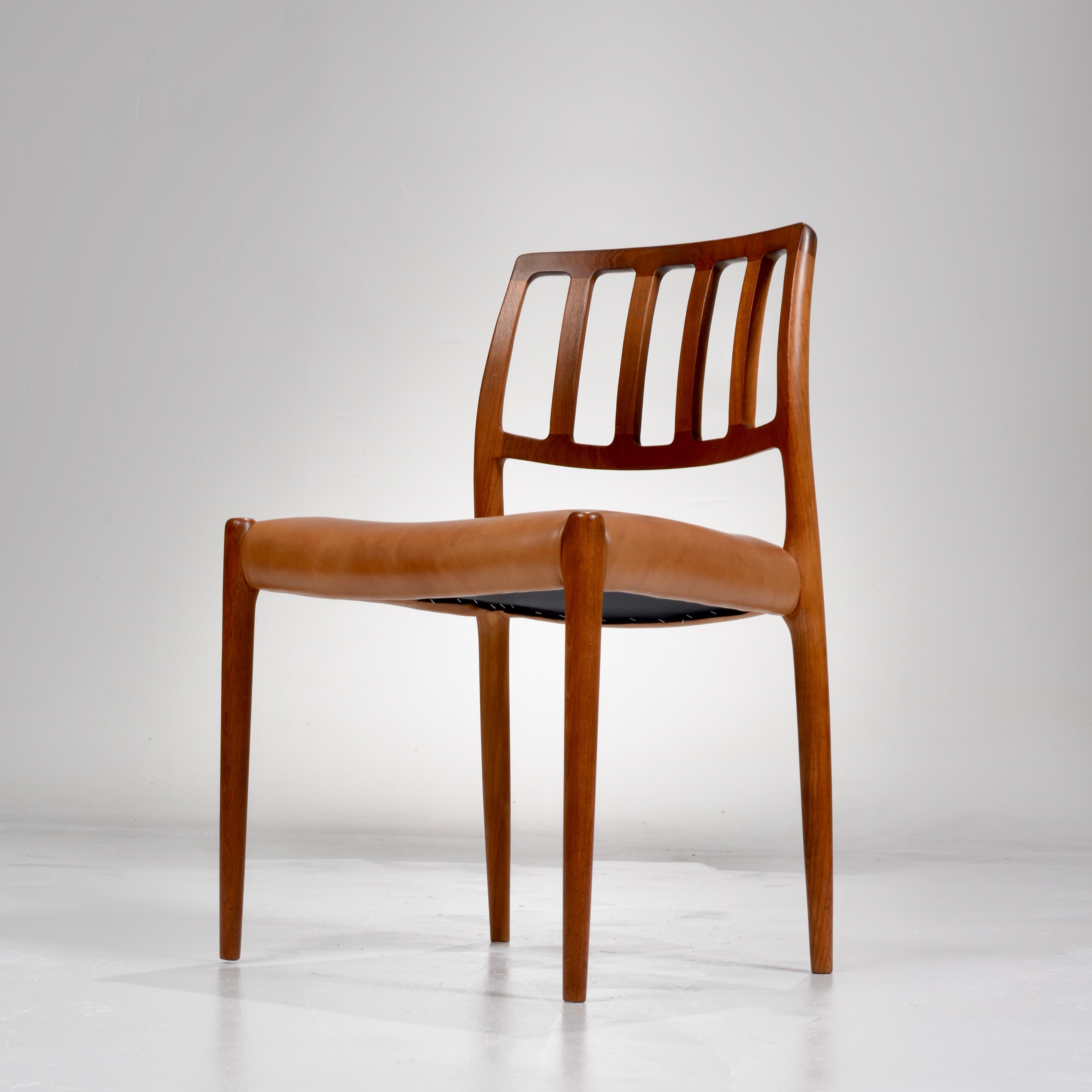 Niels Otto Møller Teak and Leather Dining Chairs, Models 66 & 83, Set of Ten In Good Condition In Los Angeles, CA