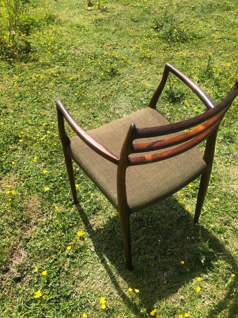 Niels Otto Moller 1962 Dining Chair with Original Green Wool In Good Condition For Sale In London, GB