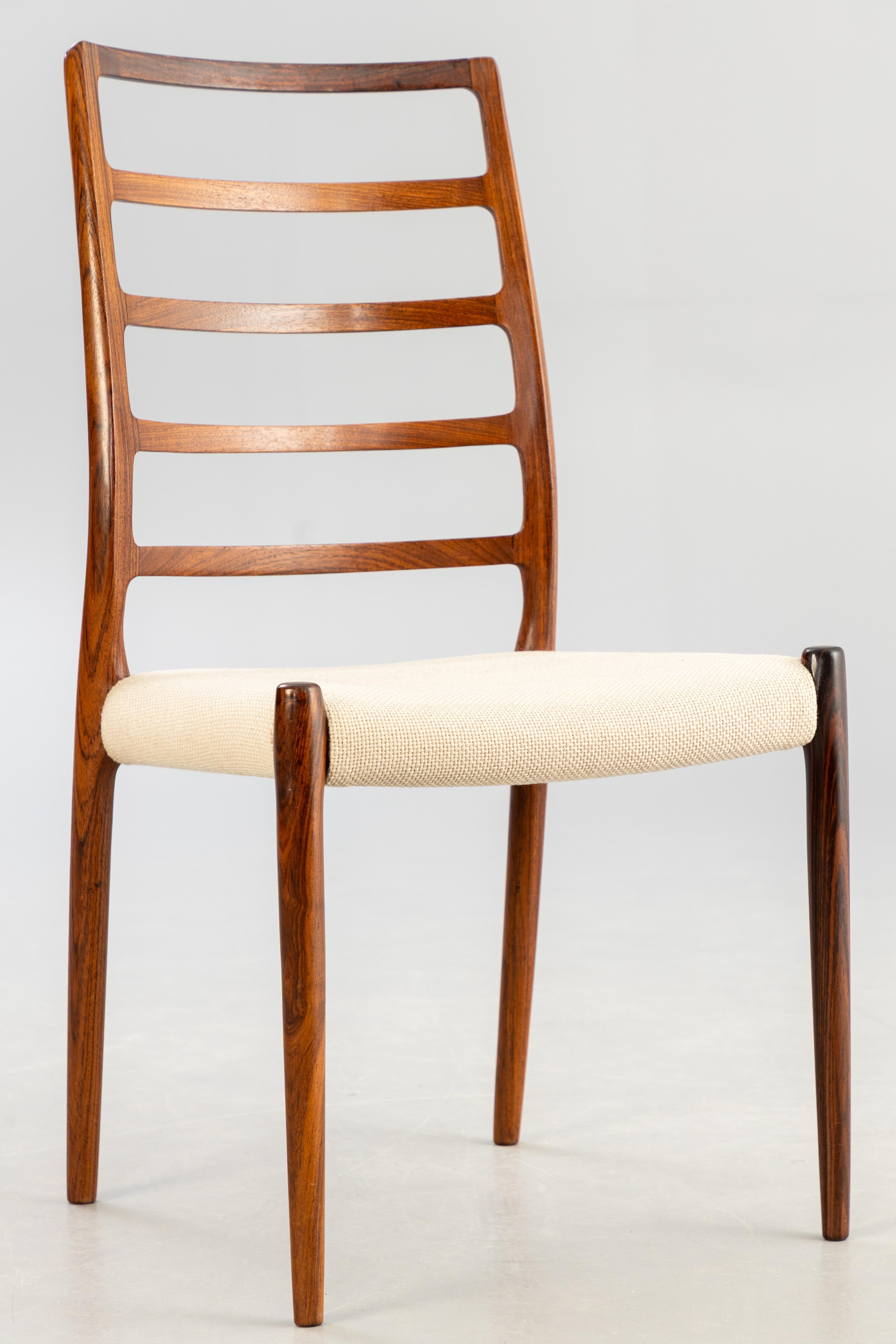 Palissandro Niels Otto Moller chairs 'Model 82' in Rosewood Denmark 1960 in vendita