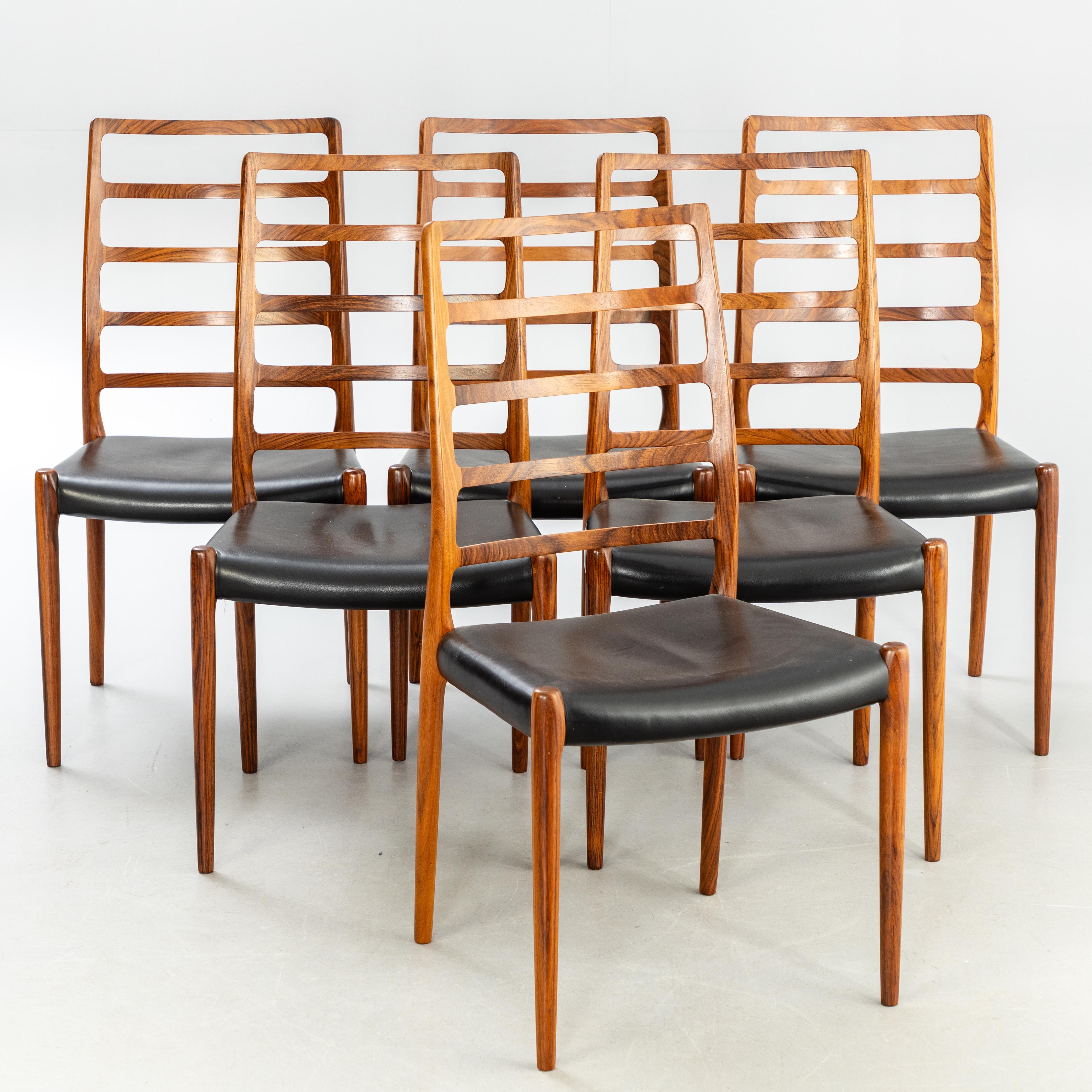 Niels Otto Moller 82 Model rosewood set of 6 stamped and numbered Denmark 1970 en vente 2