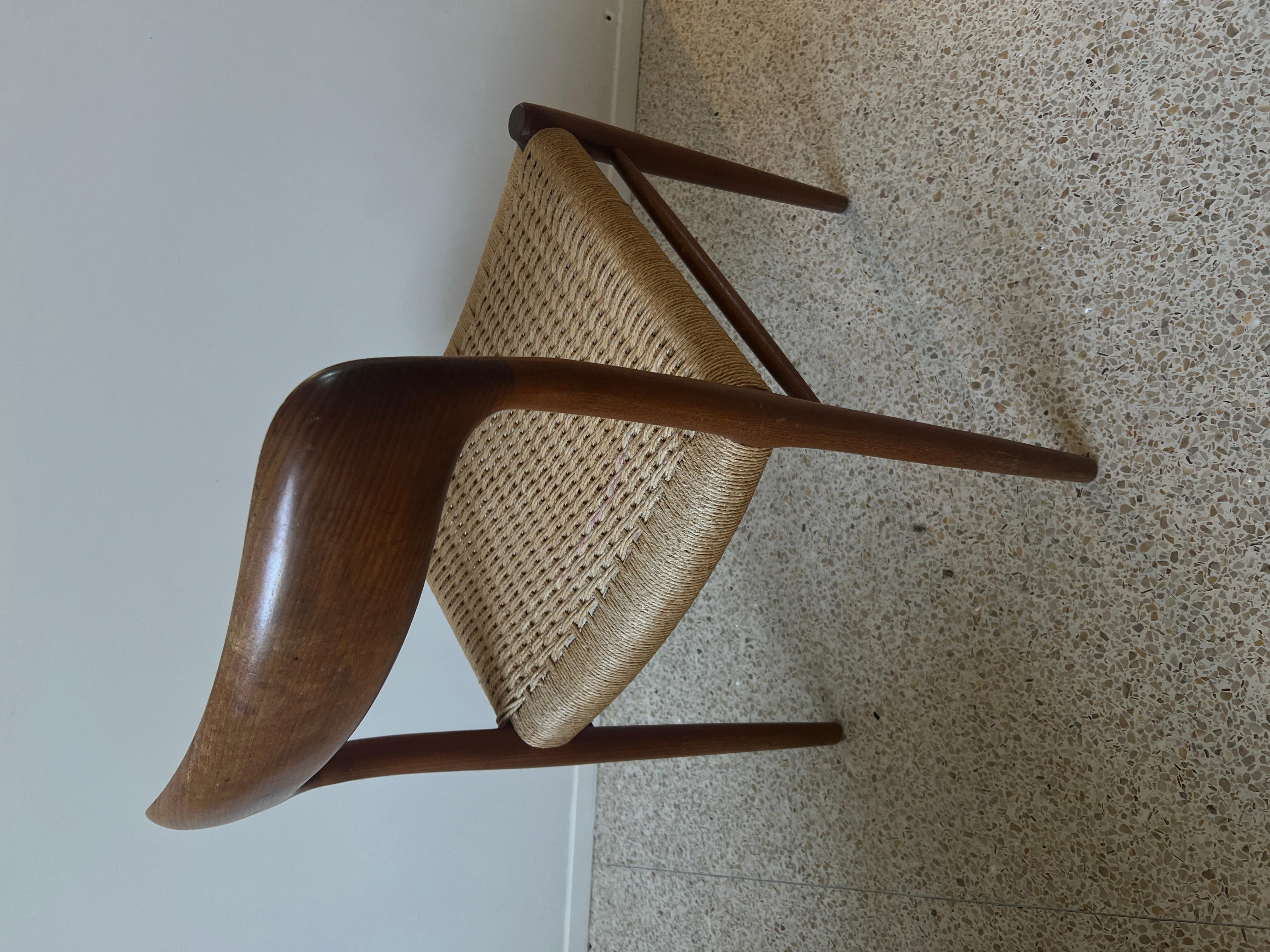 Niels Otto Moller Dänische Esszimmerstühle mit handgeflochtenen Sitzen - insgesamt vier im Angebot 4