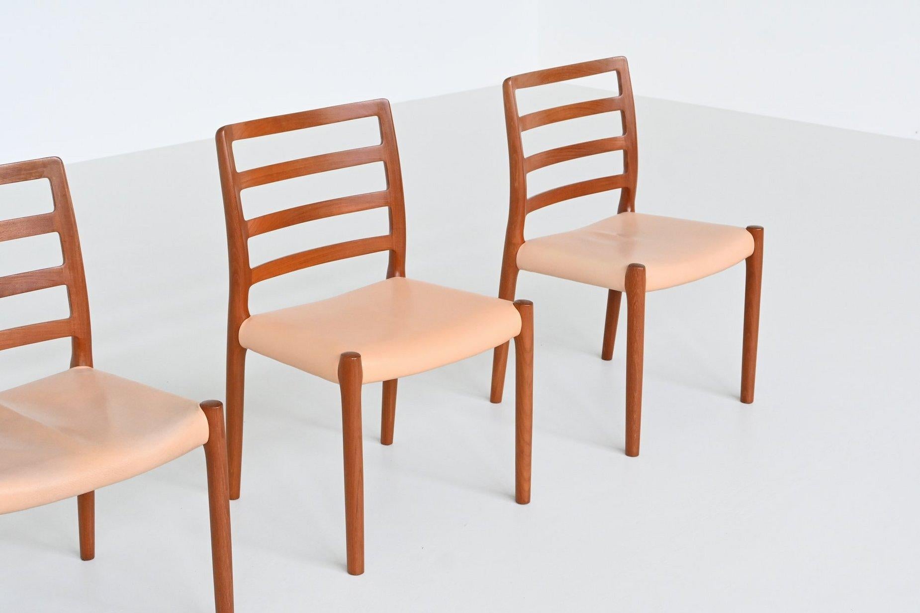 Niels Otto Moller dining chairs model 85 teak Denmark 1960 For Sale 2