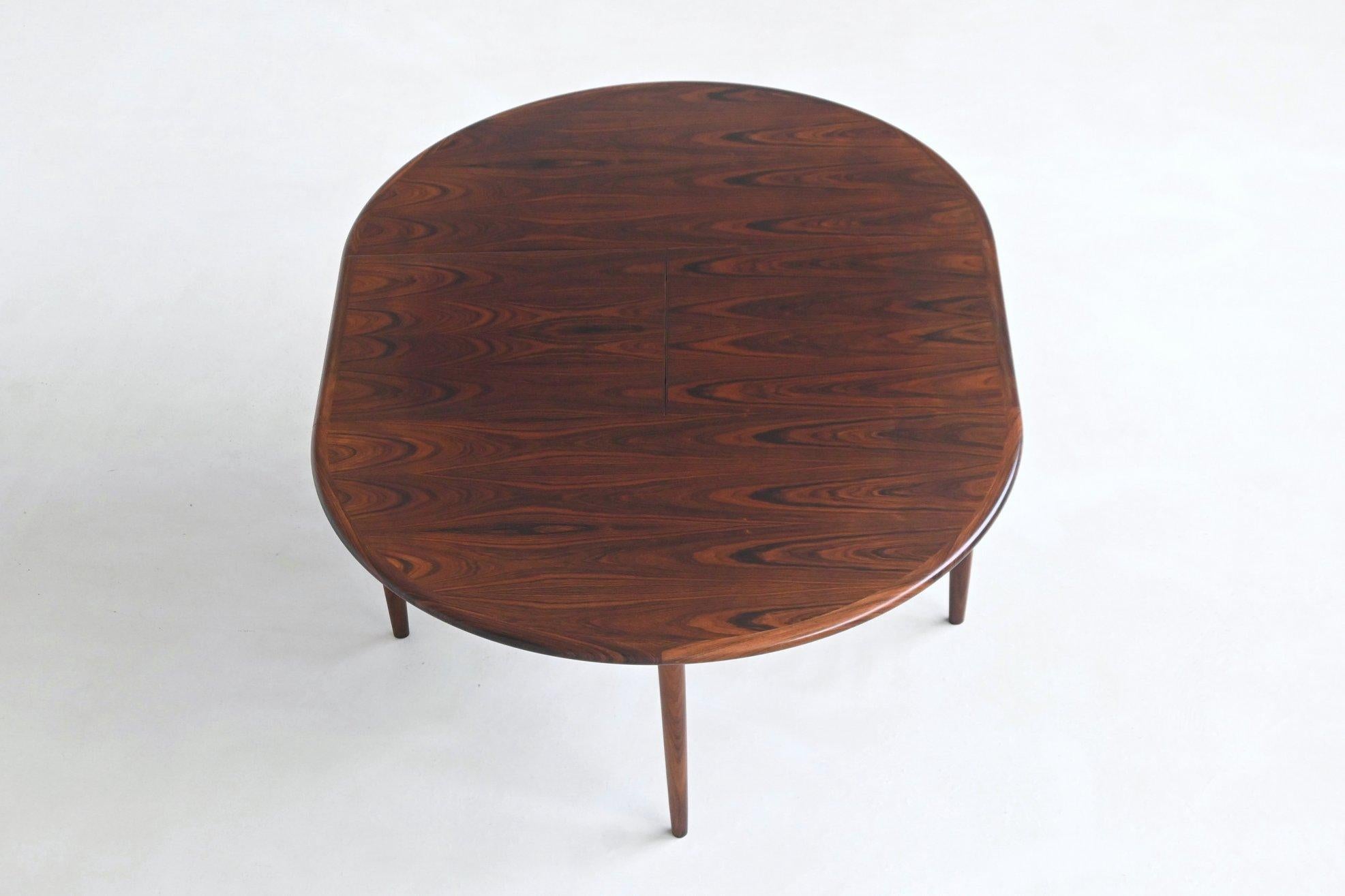 20ième siècle Table de salle à manger Model No No No 15 en bois de rose Danemark 1960 en vente
