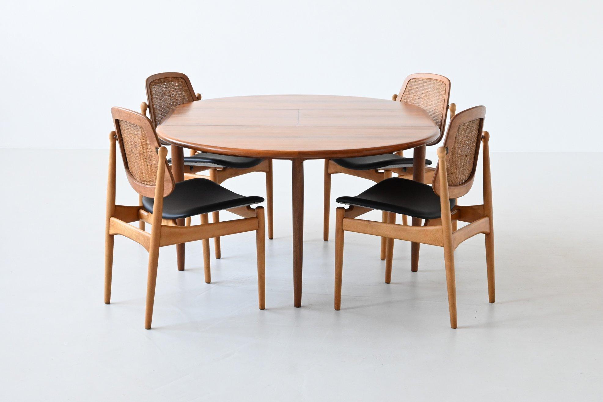 Niels Otto Moller model 15 extendable dining table in teak Denmark 1960 11