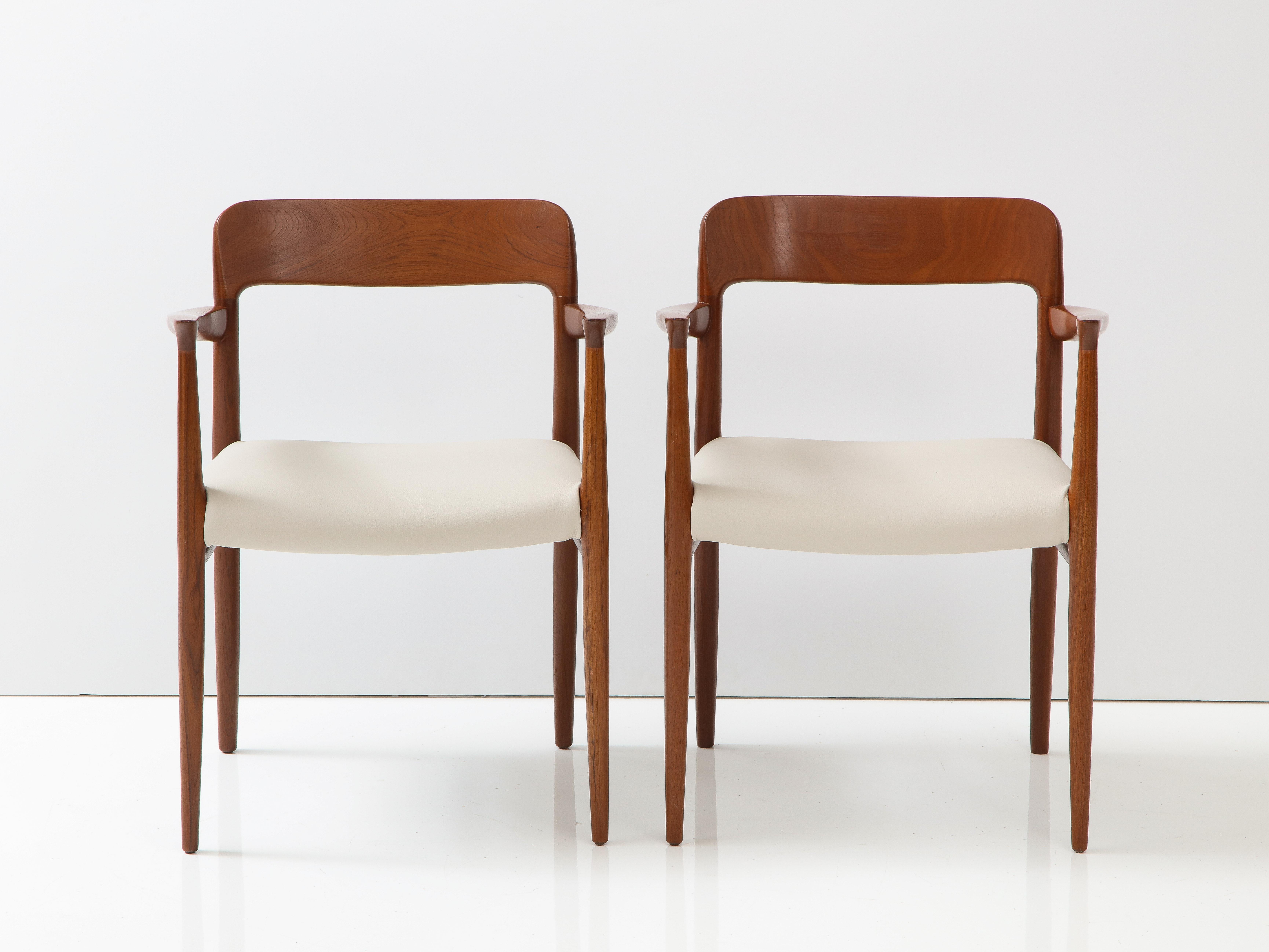 Niels Otto Moller Model #56 Teak Armchairs  In Good Condition For Sale In New York, NY