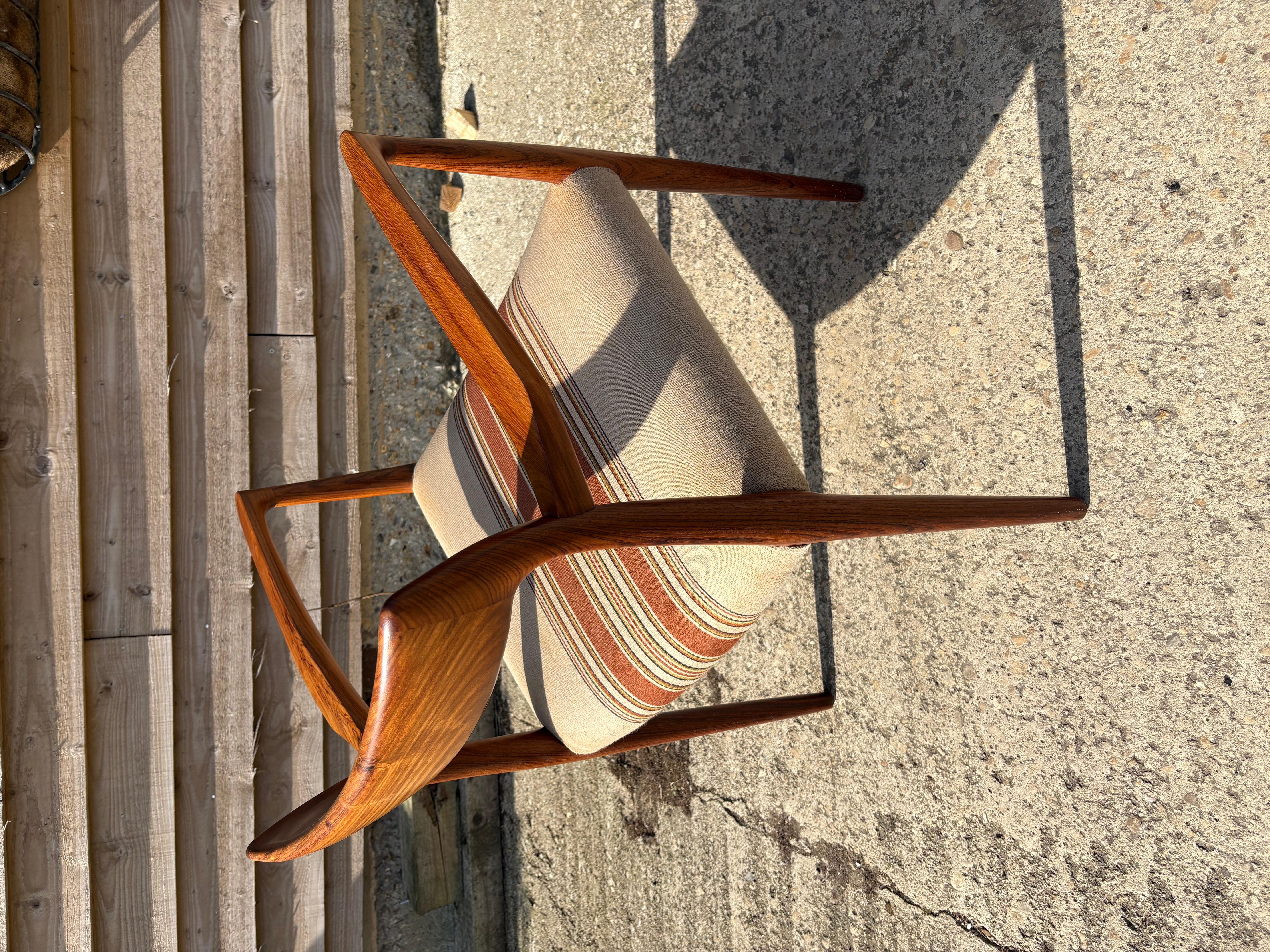 Silla de comedor con brazos Modelo 57 Niels Otto Moller en venta 12