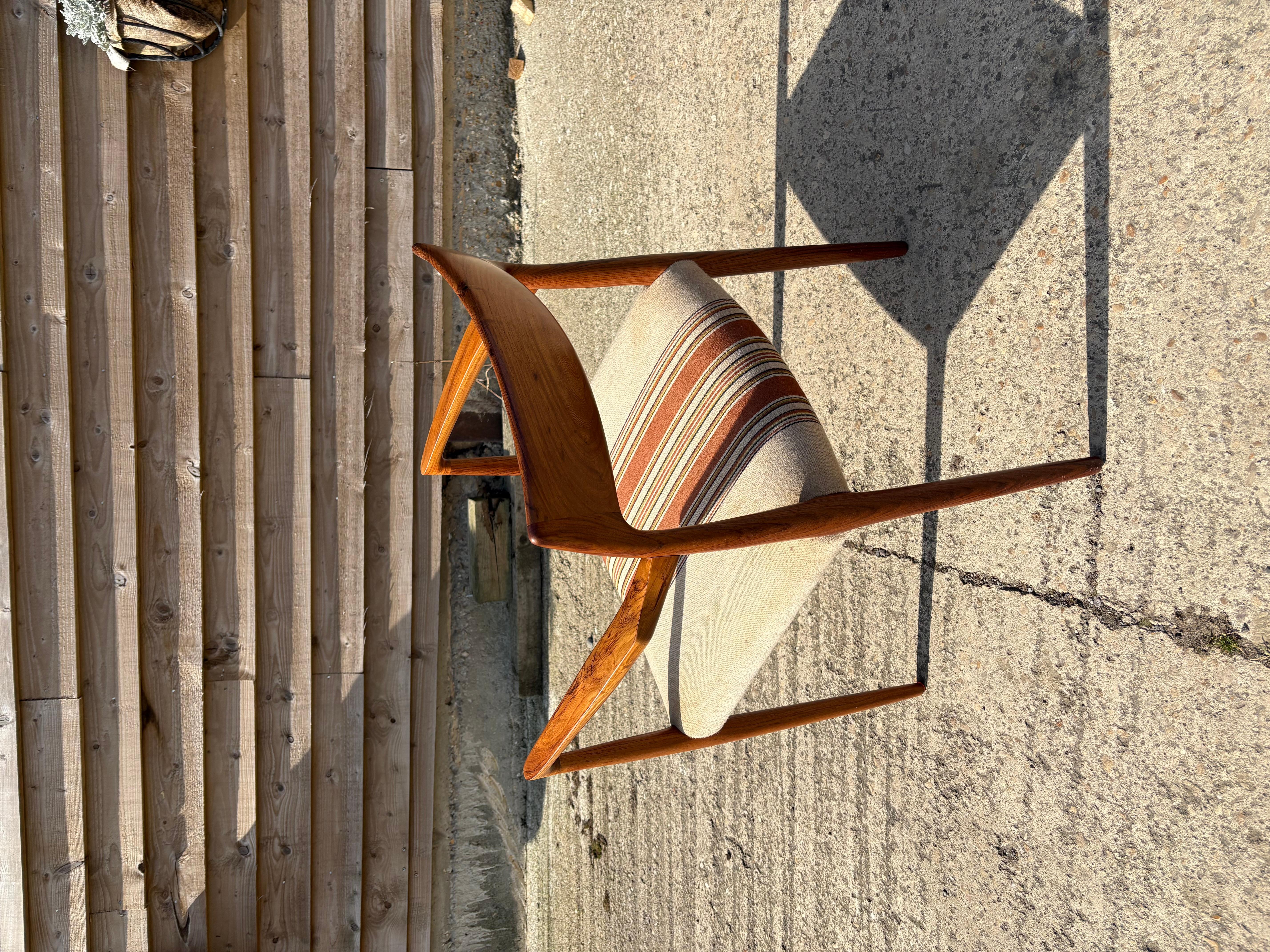 Silla de comedor con brazos Modelo 57 Niels Otto Moller Danés en venta