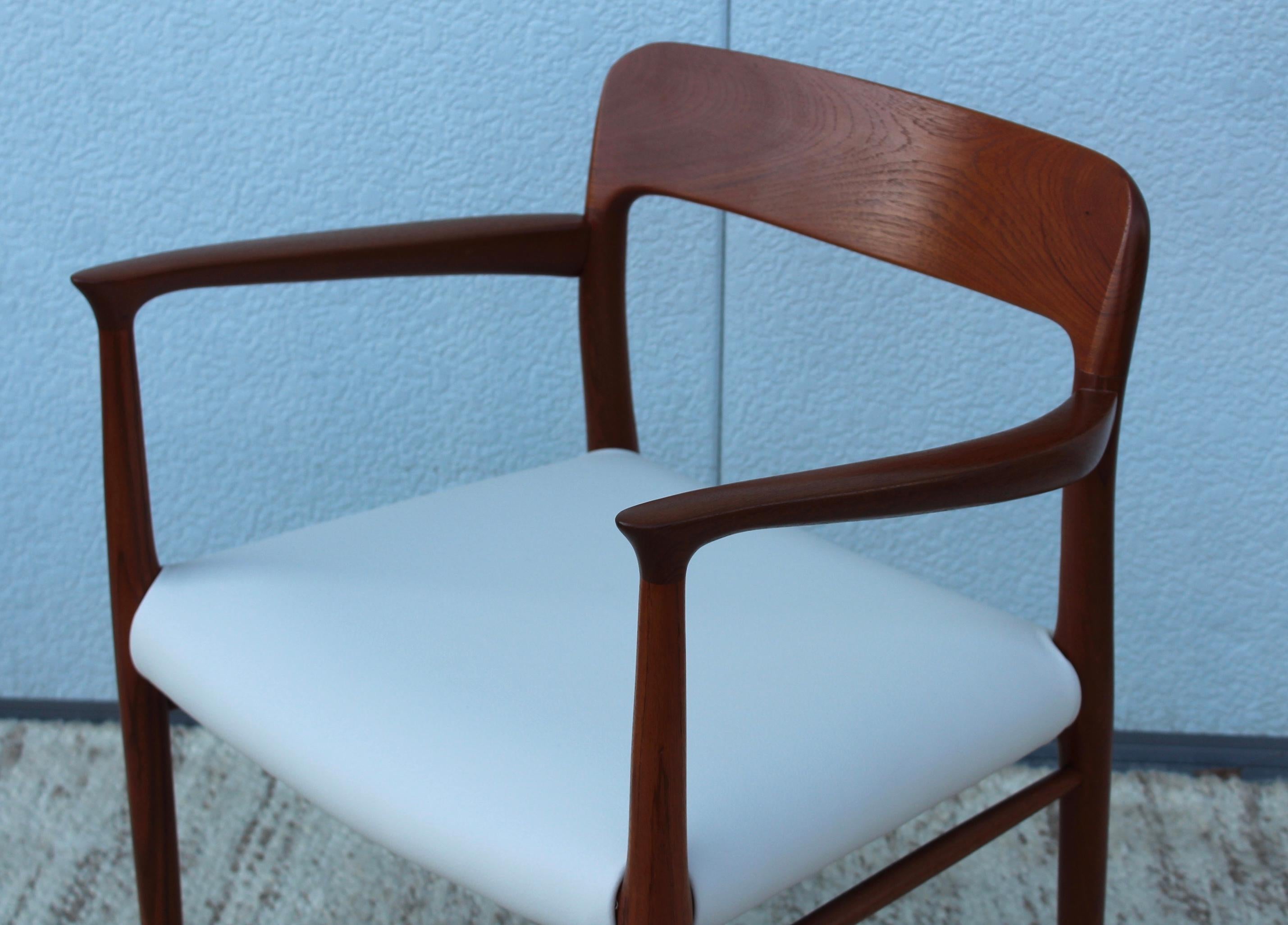 Niels Otto Moller Model 75 Teak and Leather Dining Chairs 6