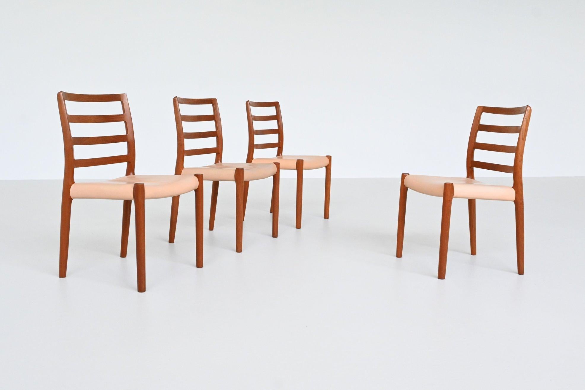 Metà XX secolo Sedie da pranzo Niels Otto Moller modello 85 in teak Danimarca 1960 in vendita