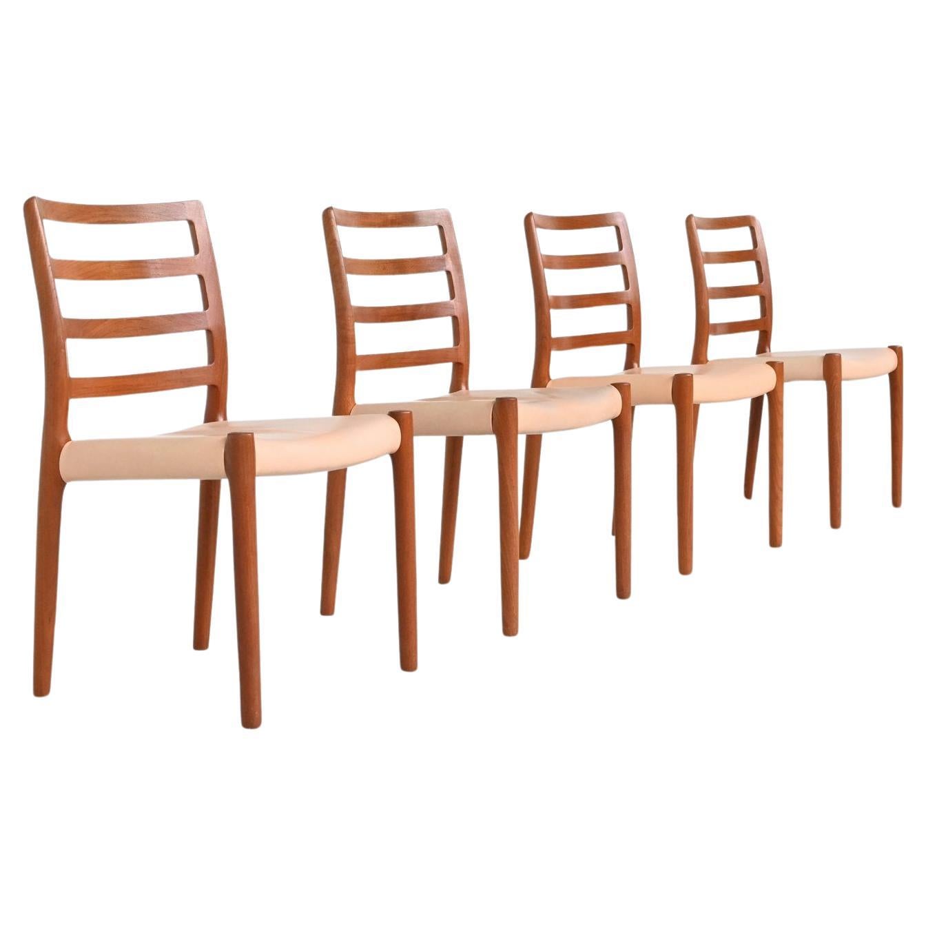 Sedie da pranzo Niels Otto Moller modello 85 in teak Danimarca 1960