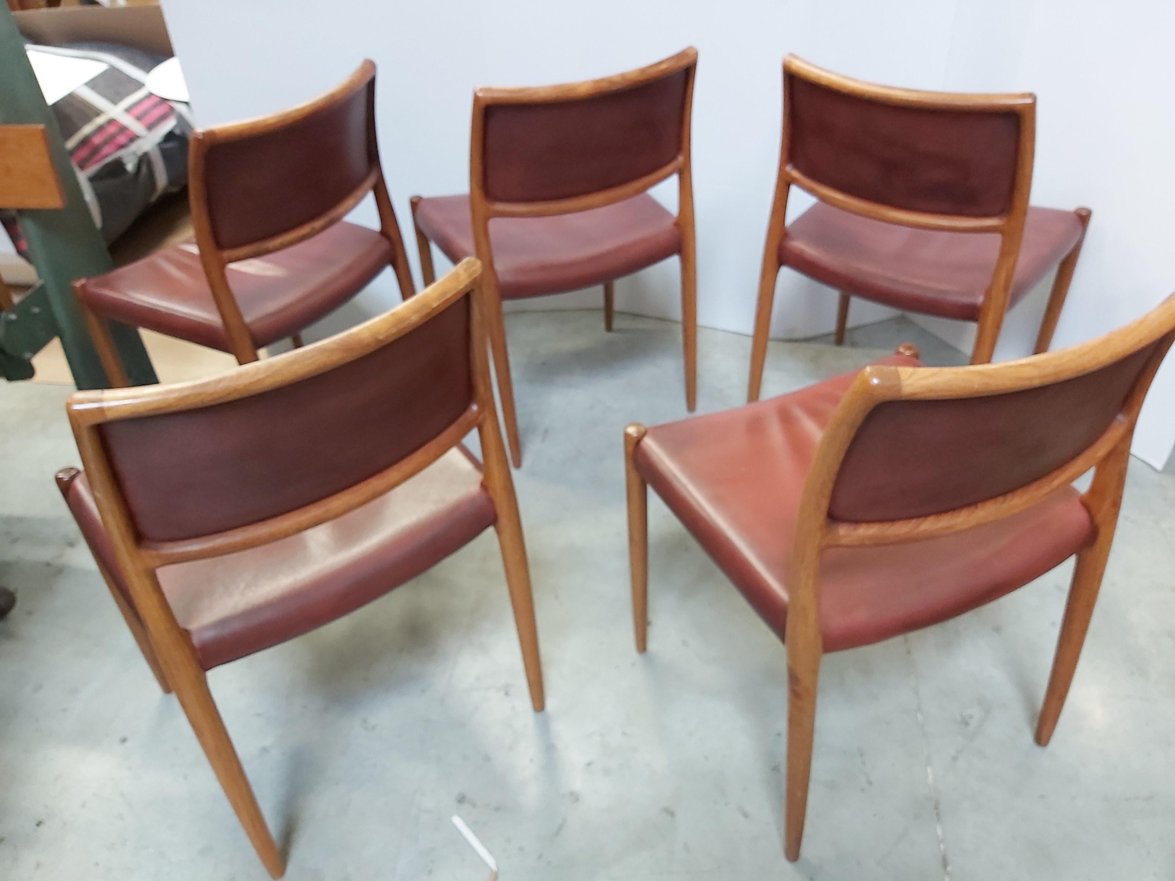 Niels Otto Moller Rosewood Armchair Mod N° 80 Set of 5 available For Sale 1
