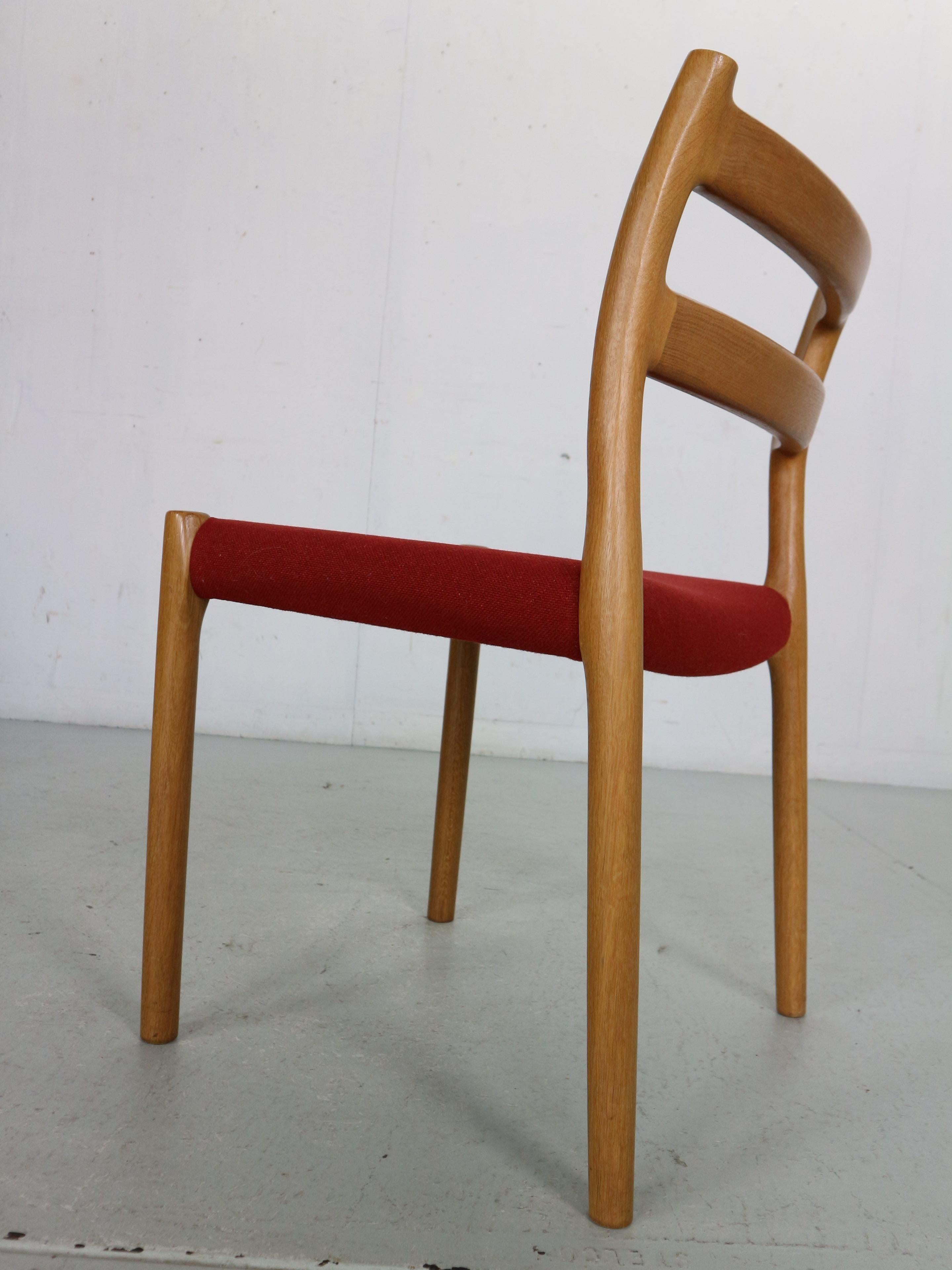 Niels Otto Moller Set of 4 Dining Chairs Model-84 for Højbjerg, Denmark 1970s For Sale 4
