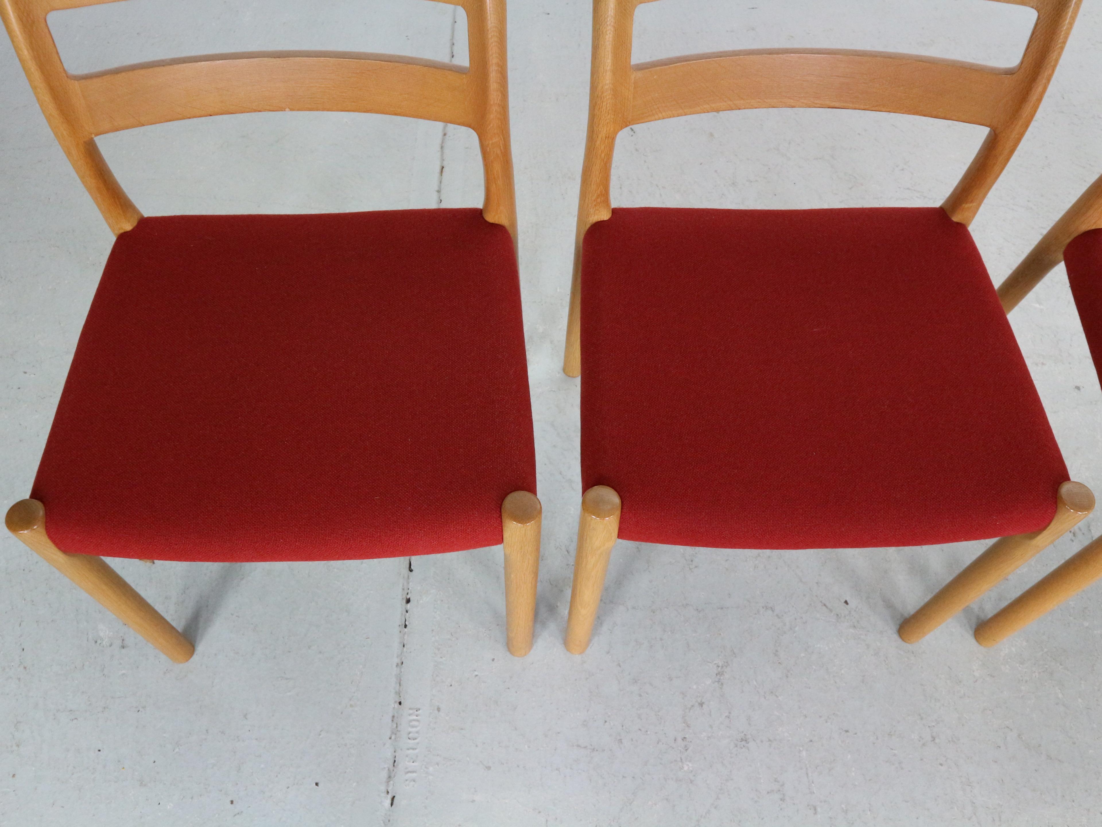 Niels Otto Moller Set of 4 Dining Chairs Model-84 for Højbjerg, Denmark 1970s For Sale 6