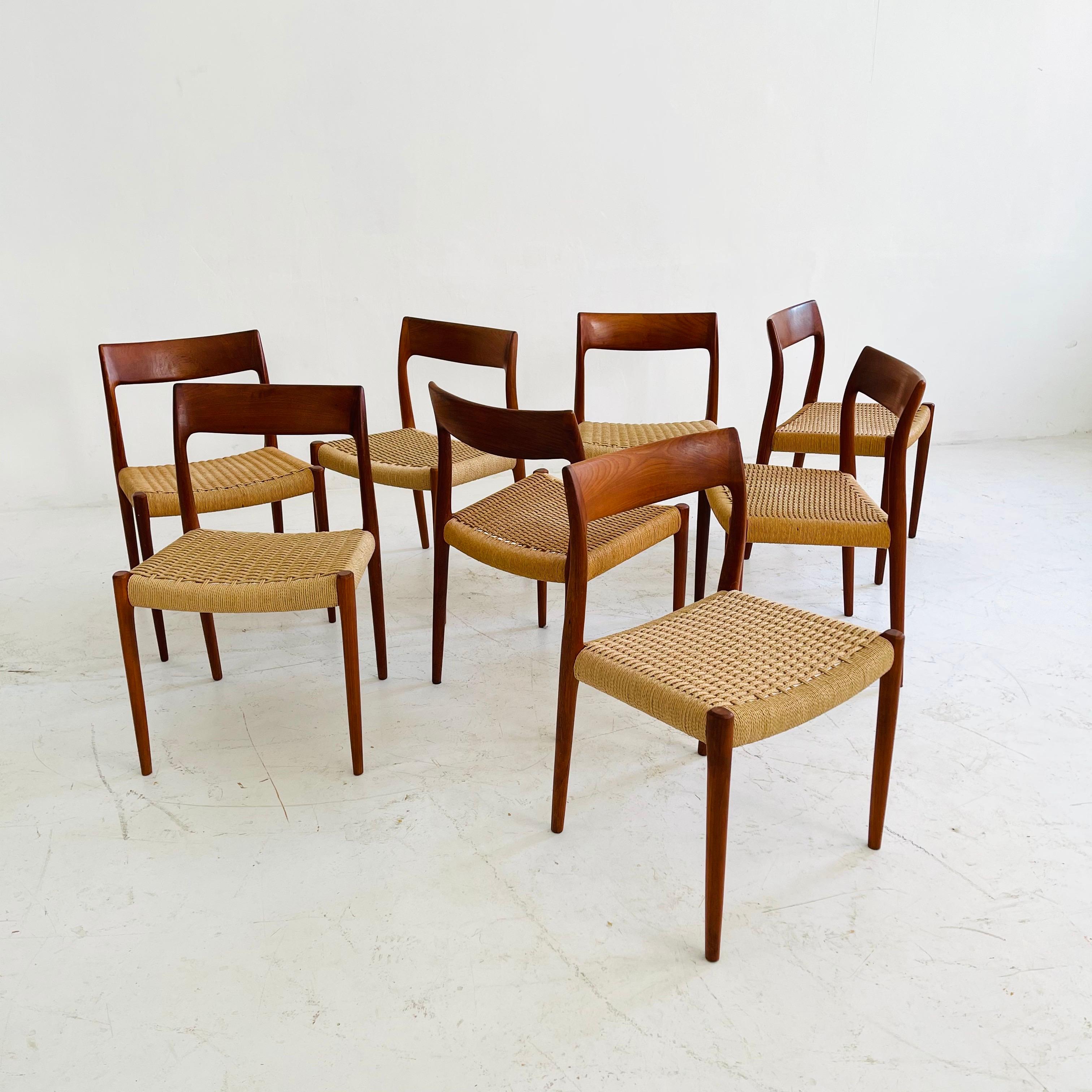 Niels Otto Moller Teak Dining Chair Model No. 77 Set of Eight, Denmark, 1960s In Good Condition In Vienna, AT