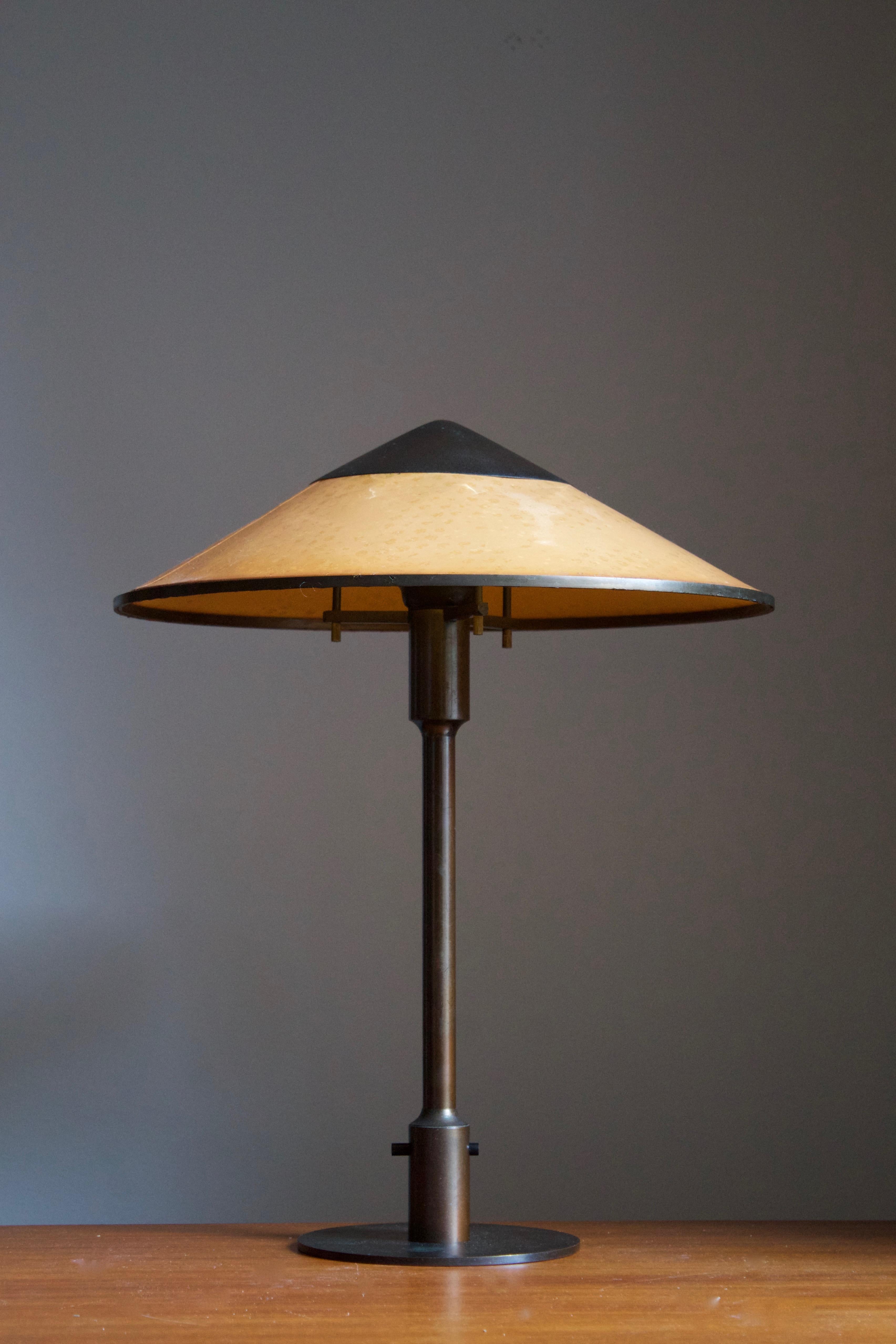 Scandinavian Modern Niels Rasmussen Thykier, Early Table Lamp, Brass, Waxed paper, Denmark, 1930s