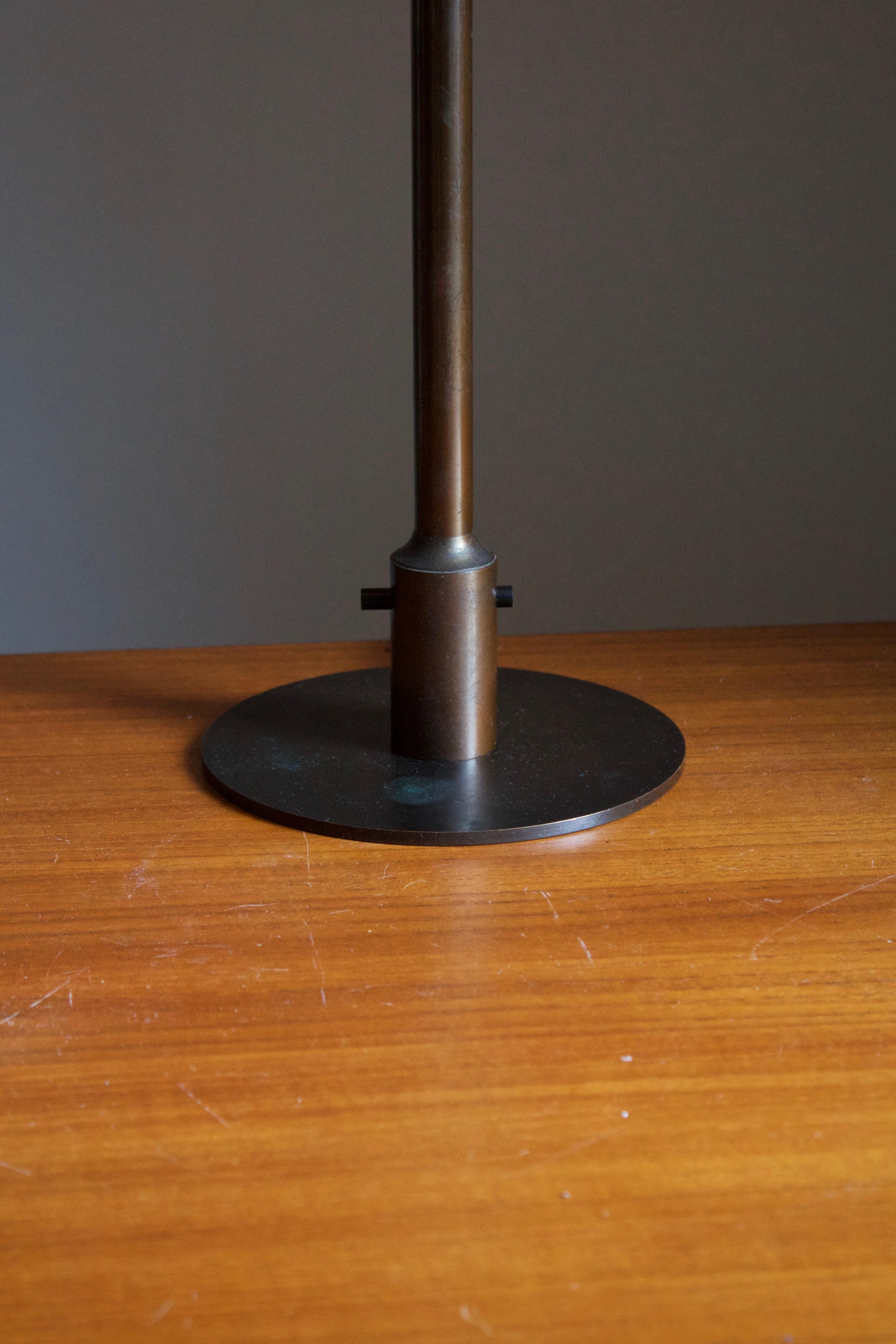 Niels Rasmussen Thykier, Early Table Lamp, Brass, Waxed paper, Denmark, 1930s In Good Condition In High Point, NC