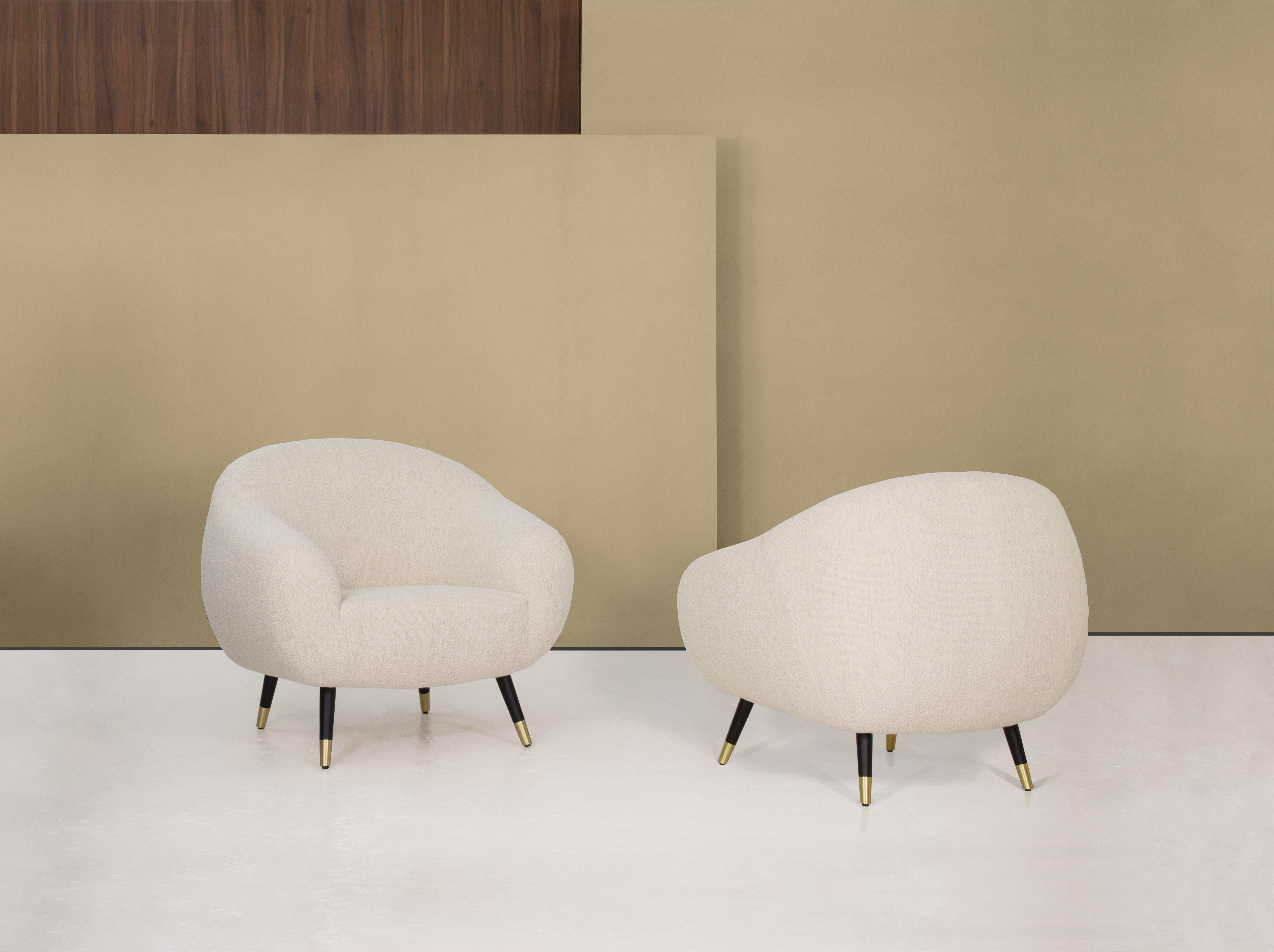 Niemeyer Armchair, Bouclé and Brass, Insidherland by Joana Santos Barbosa In New Condition For Sale In Maia, Porto