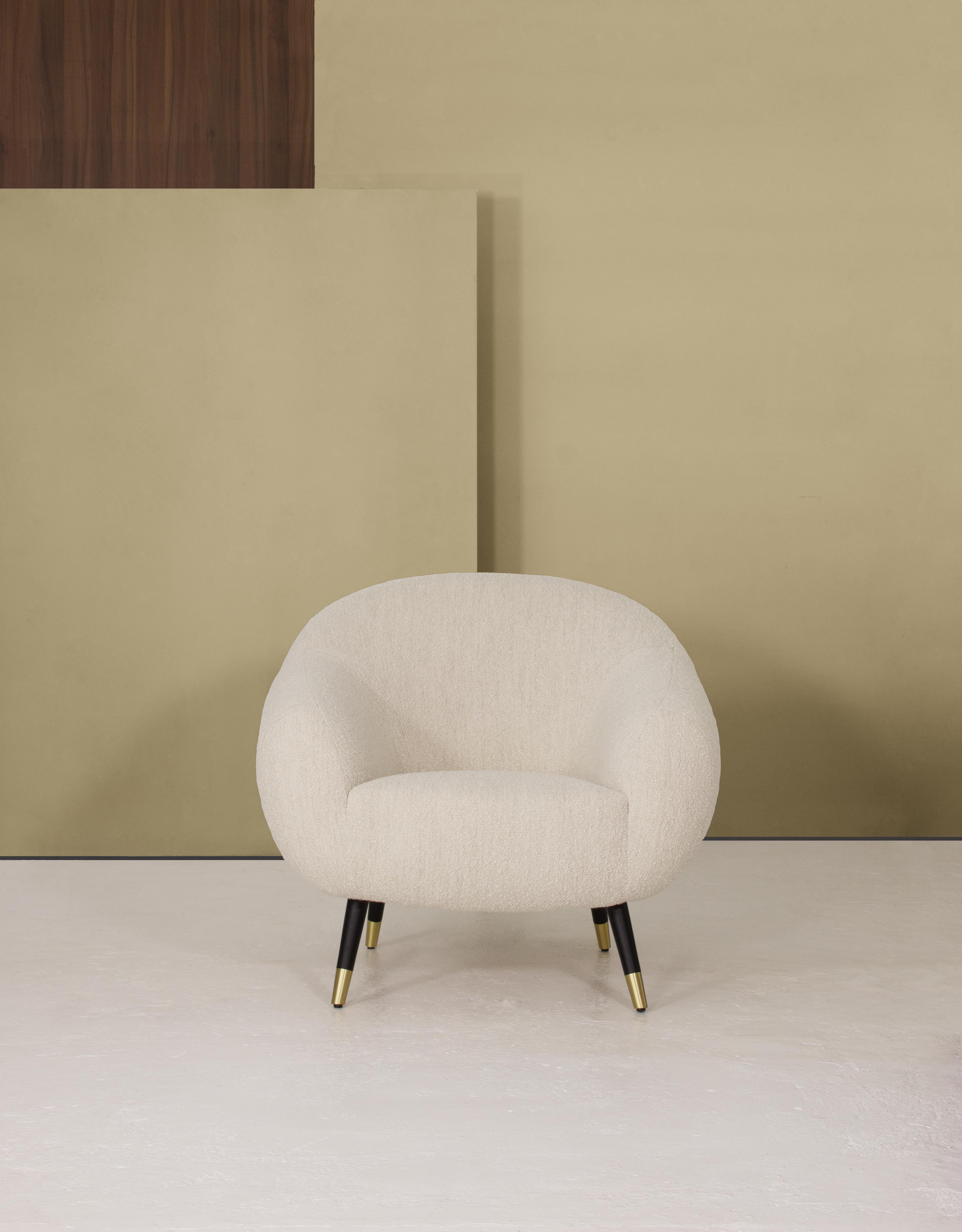 Niemeyer Armchair, Bouclé and Brass, Insidherland by Joana Santos Barbosa For Sale 1