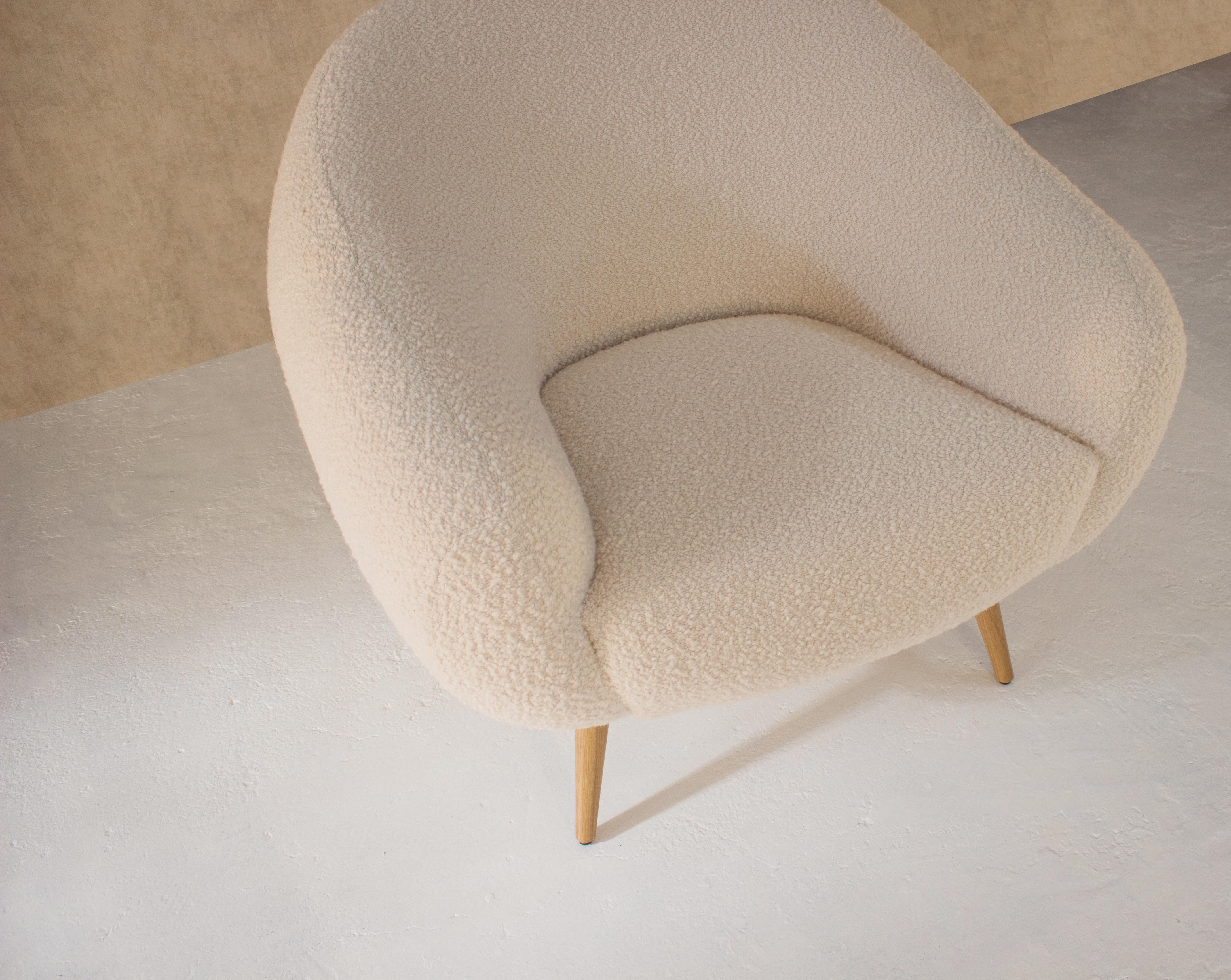 Contemporary Niemeyer Armchair, Bouclé and Oak, Insidherland by Joana Santos Barbosa For Sale