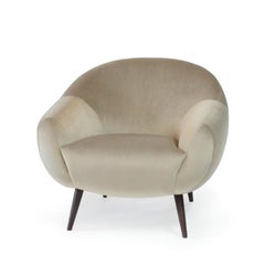 Mid-Century Modern khaki velvet brown oak Niemeyer armchair by InsidherLand