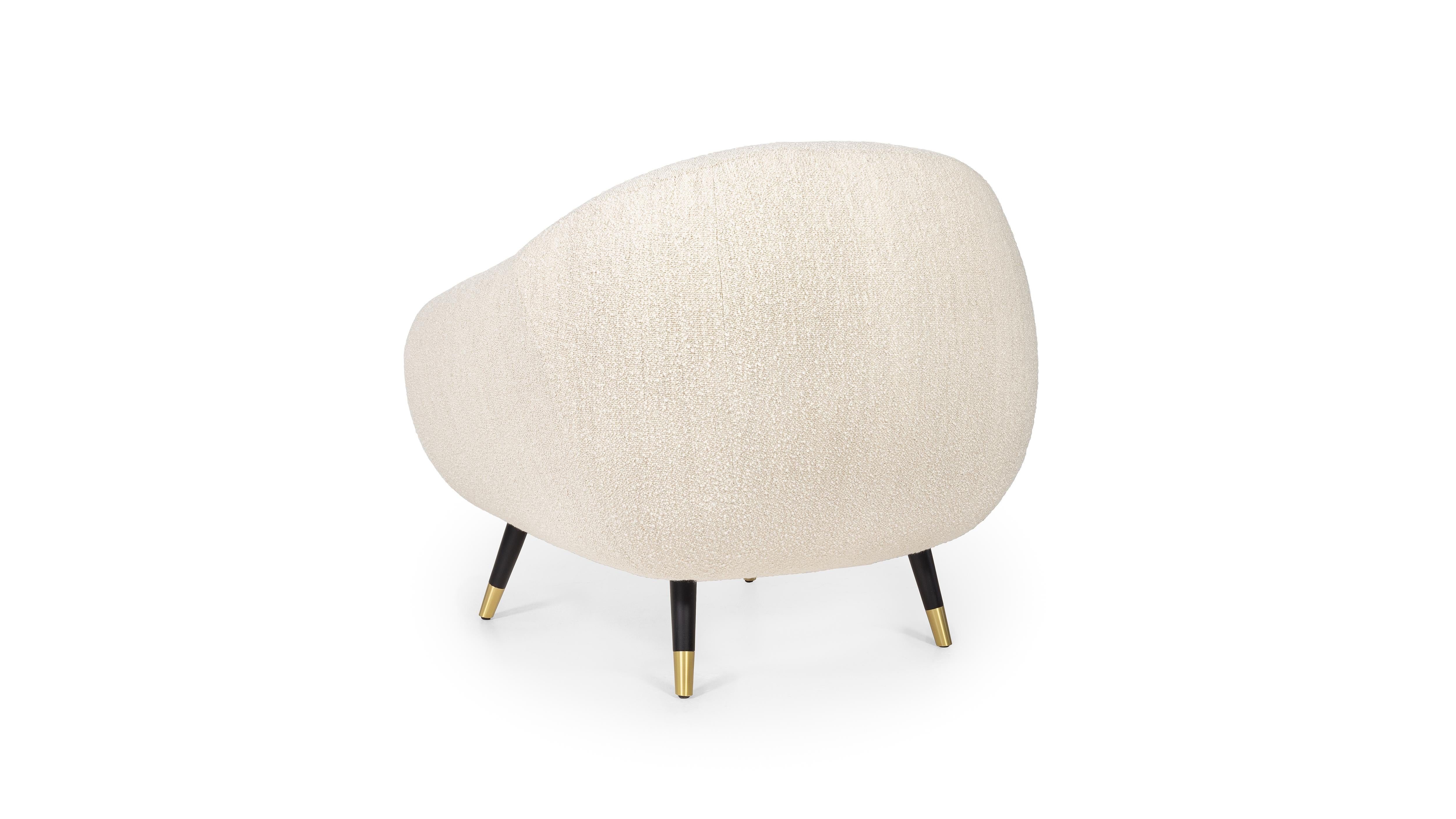 Post-Modern Niemeyer Brass Armchair by InsidherLand For Sale