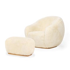 Set of Mid-Century Modern faux fur Niemeyer II armchair & stool by InsidherLand