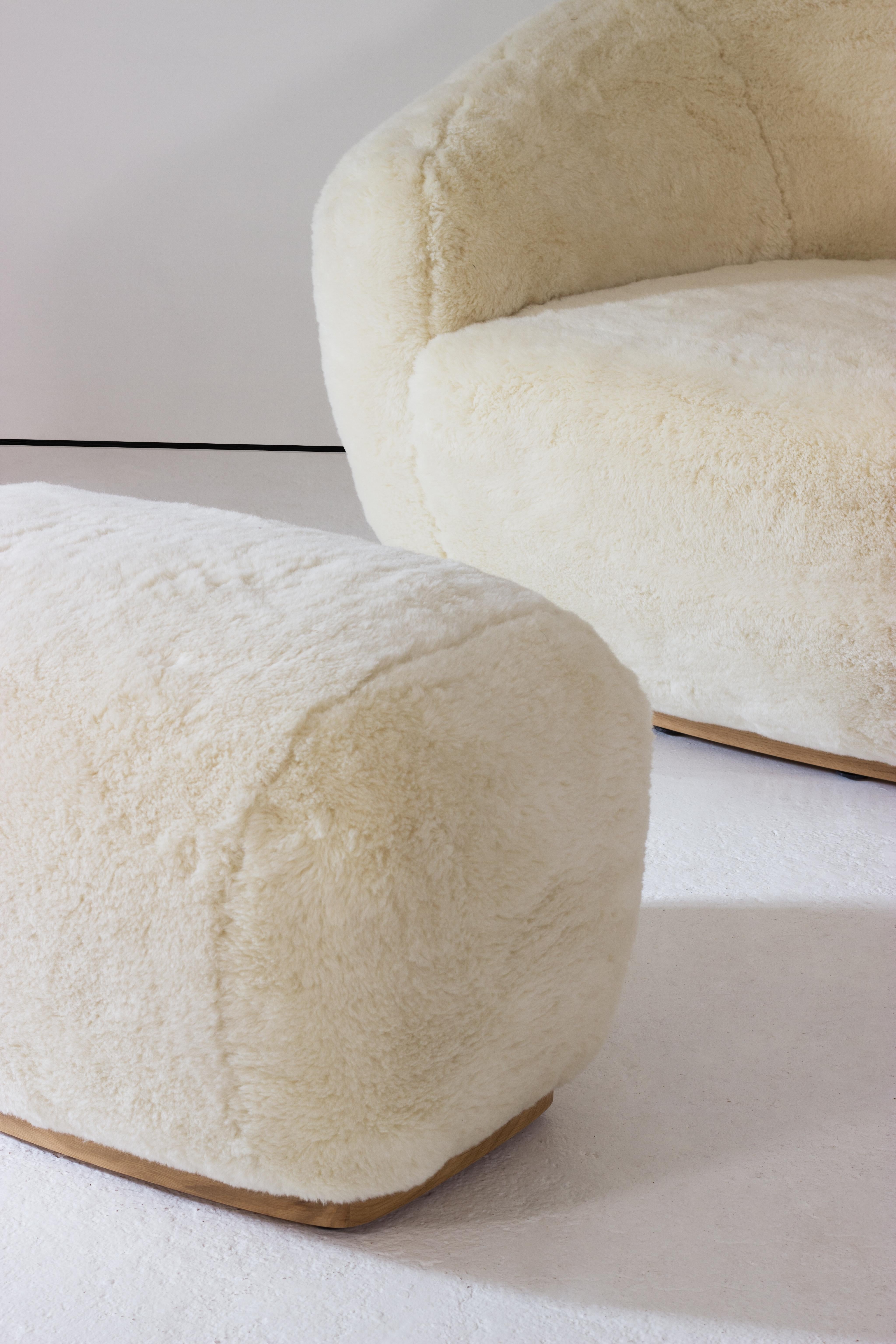 Modern Niemeyer II Armchair and Stool, Fur, InsidherLand by Joana Santos Barbosa For Sale
