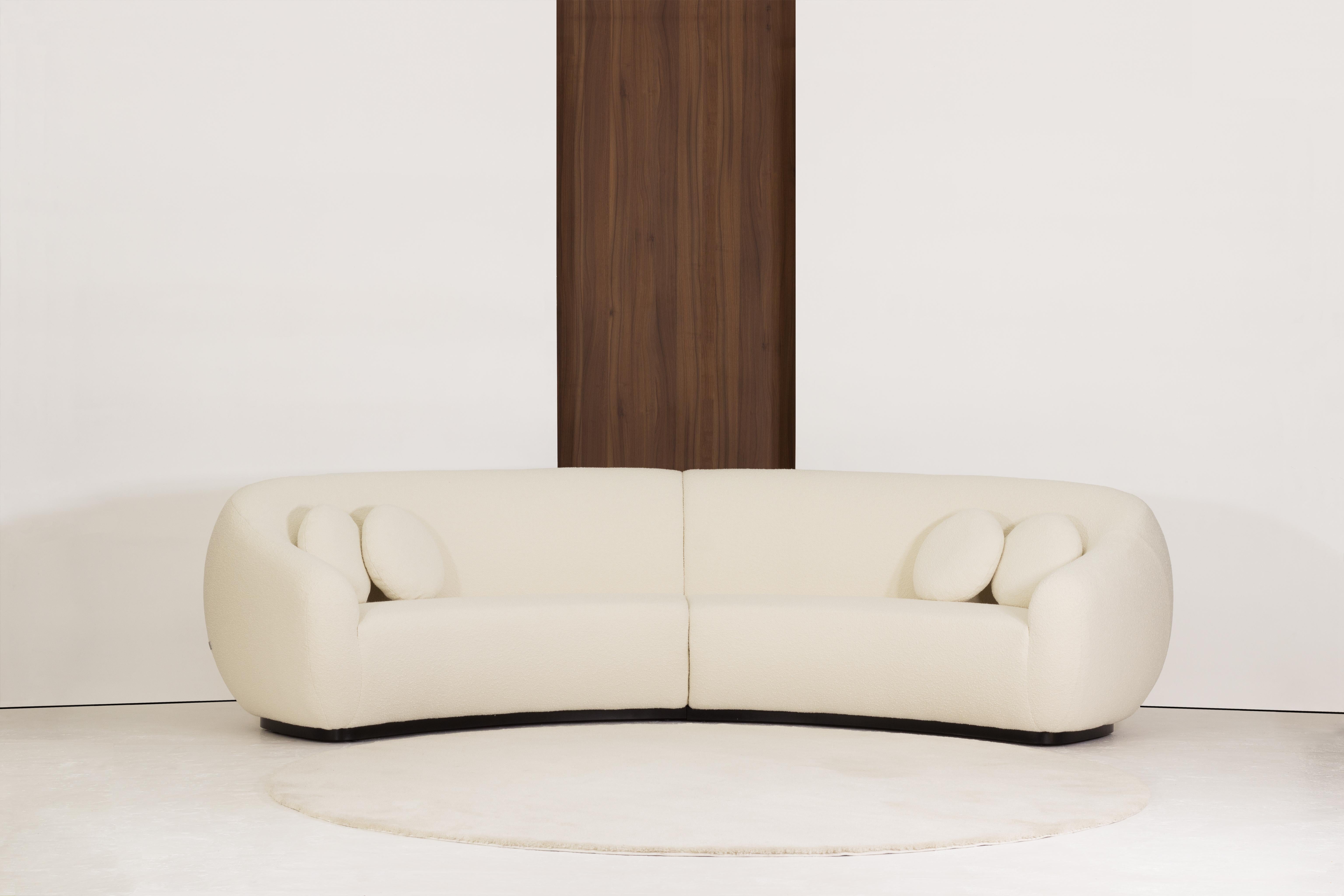 Niemeyer II Round Sofa, Lama Bouclé, InsidherLand by Joana Santos Barbosa For Sale 6