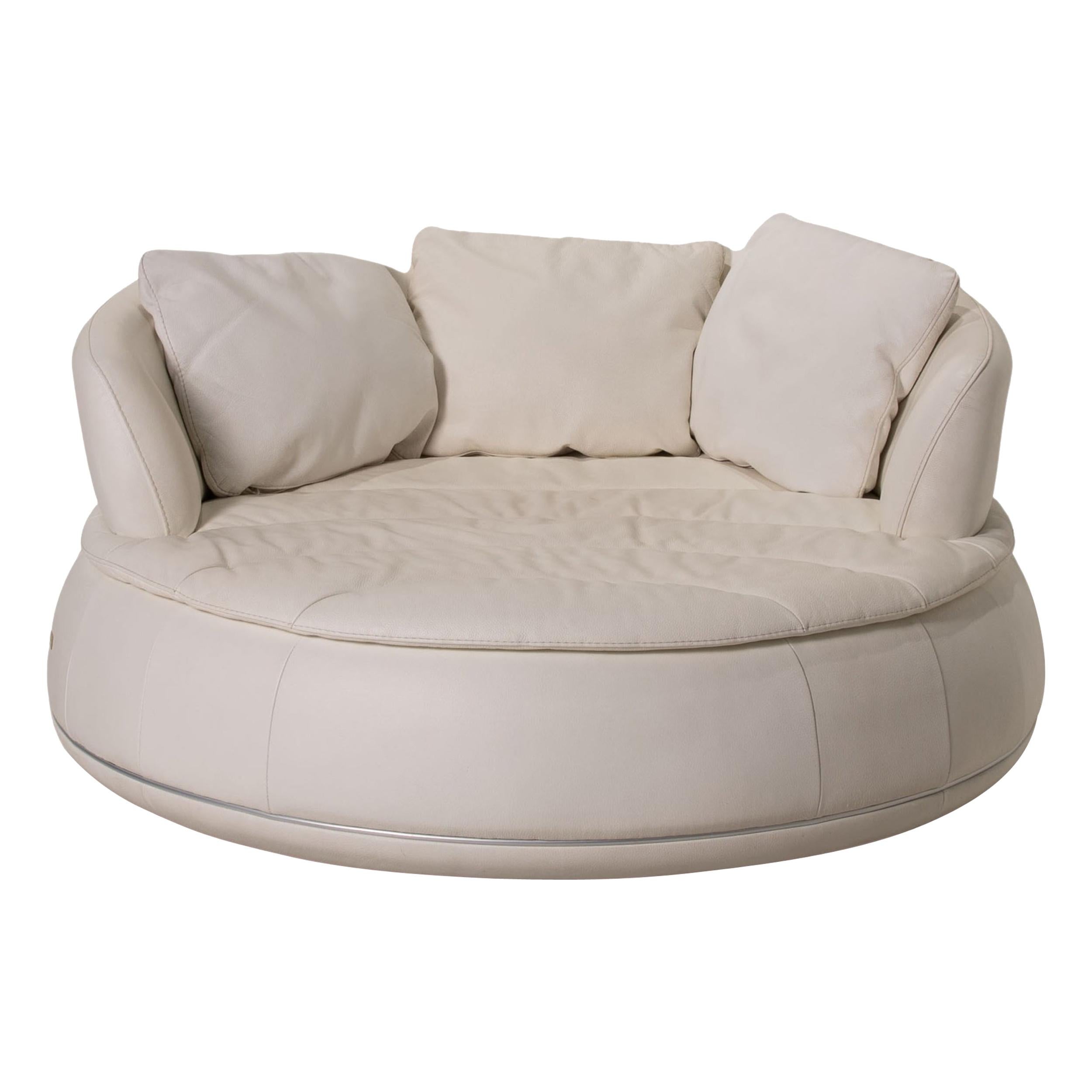 Nieri Espace Leather Sofa White Round Sofa Two-Seater Couch at 1stDibs | 2 seater  round sofa, round loveseats, round couch
