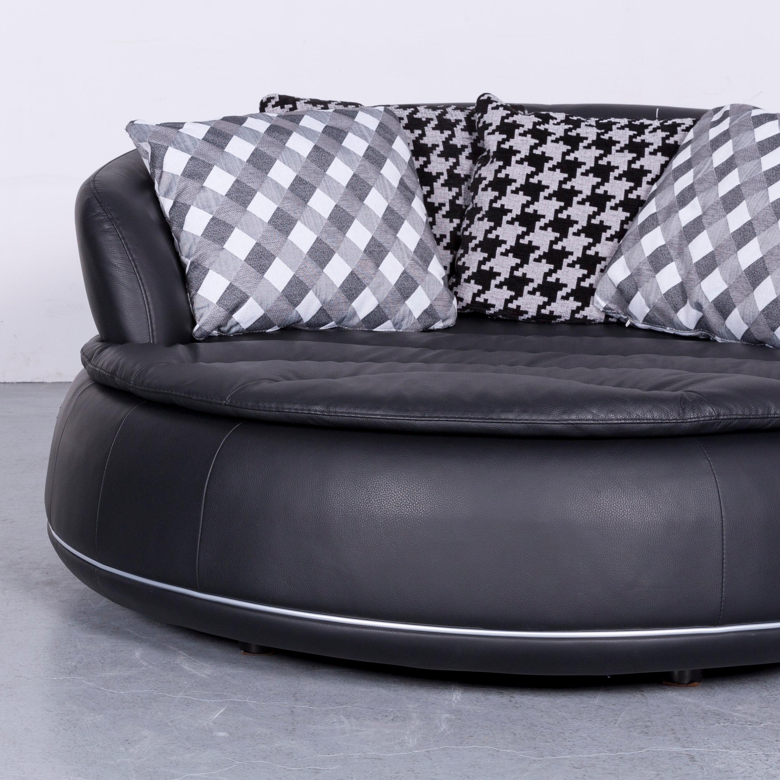 Italian Nieri Espace Loveseat Designer Sofa Black Two-Seat Round Lounge Couch For Sale
