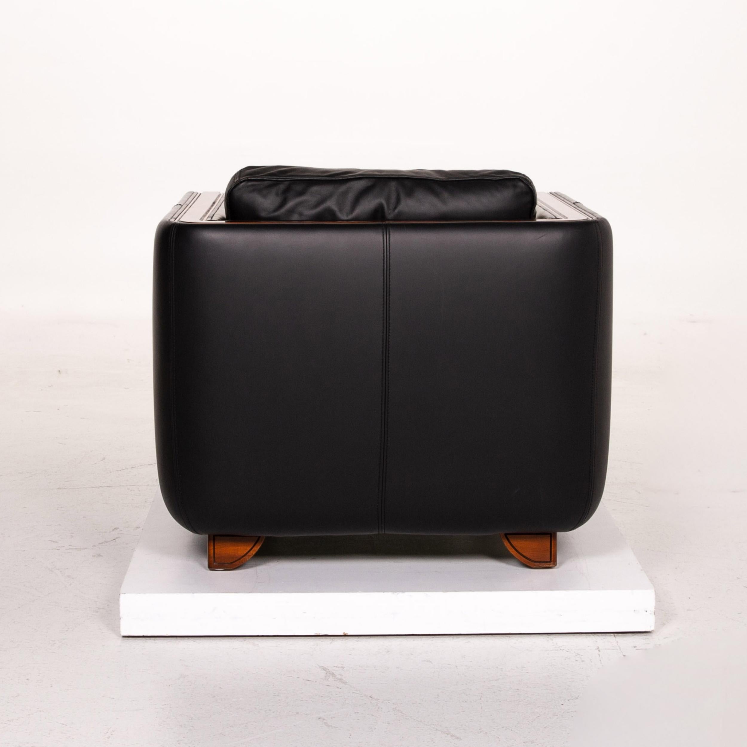Nieri Leather Armchair Black Wood For Sale 4
