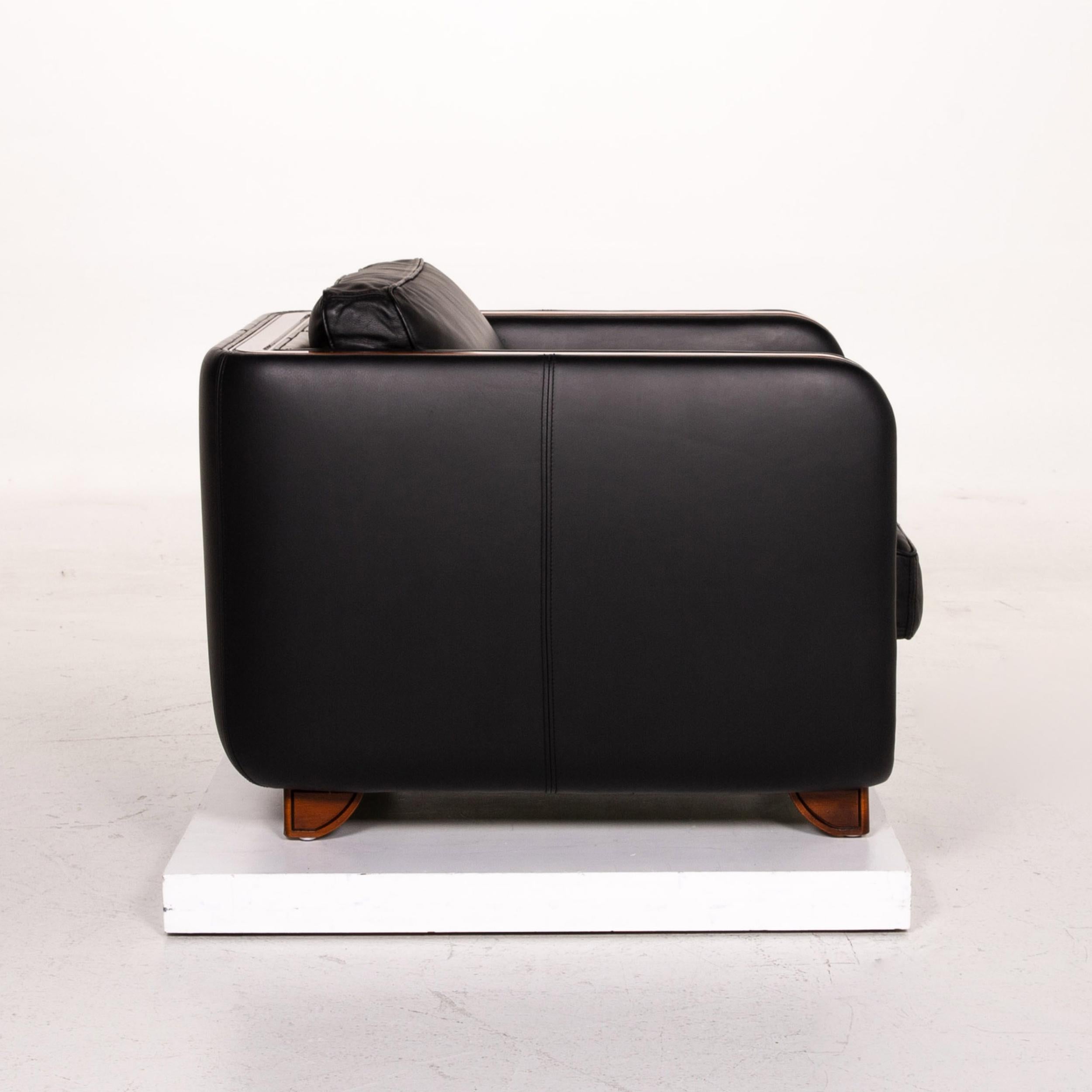 Nieri Leather Armchair Black Wood For Sale 3