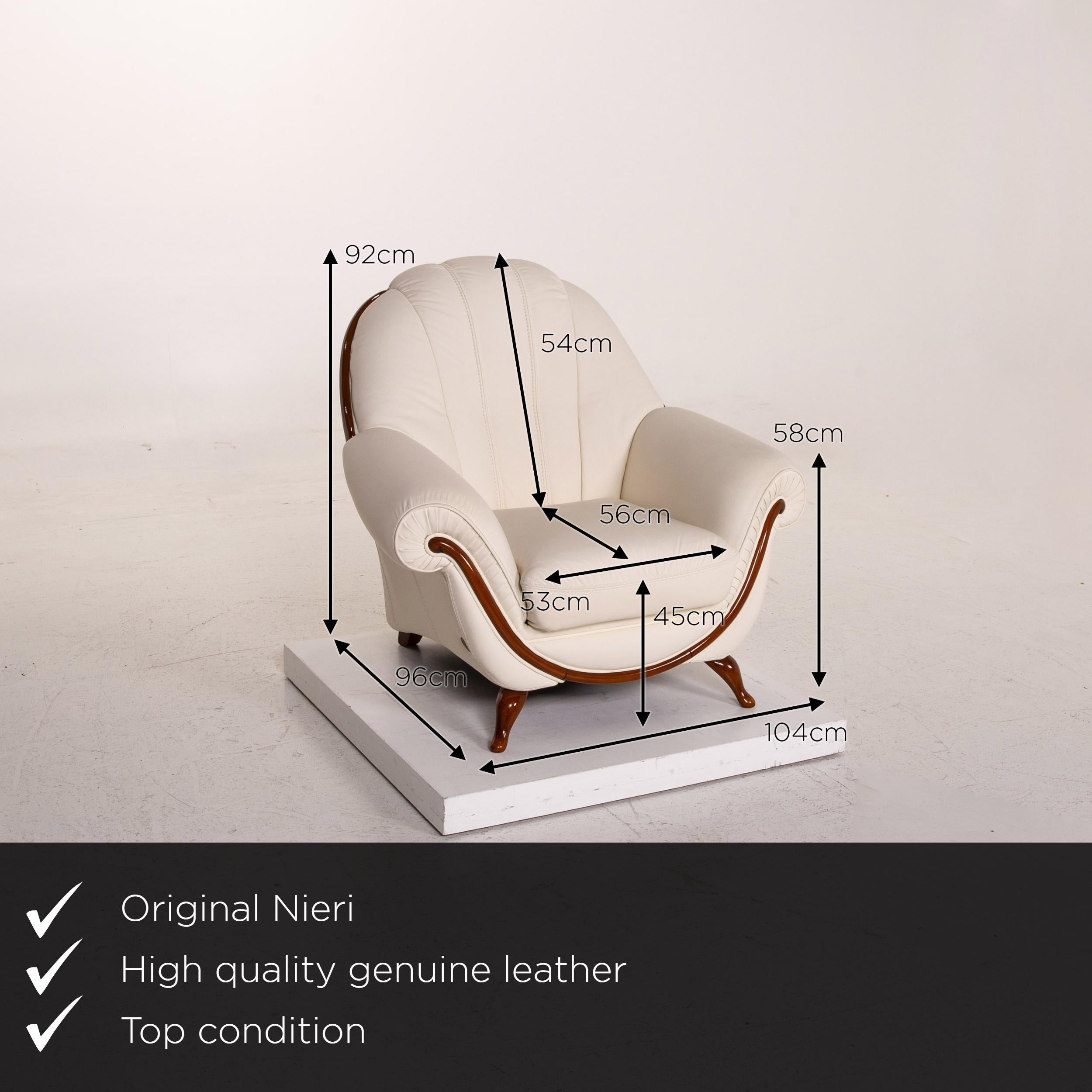 We present to you a Nieri leather armchair cream.


 Product measurements in centimeters:
 

Depth 96
Width 104
Height 92
Seat height 45
Rest height 58
Seat depth 56
Seat width 53
Back height 54.
 