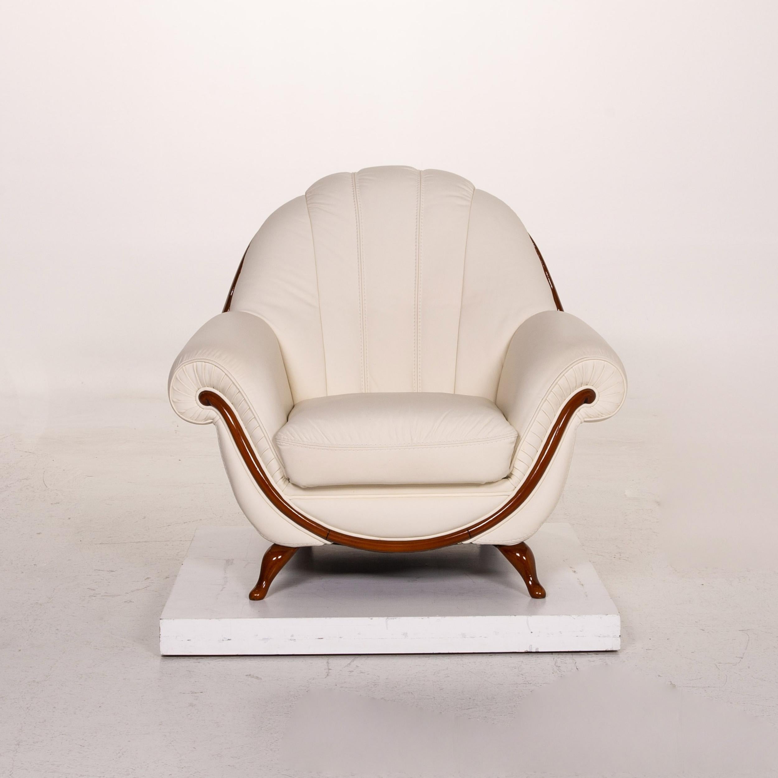 Nieri Leather Armchair Cream For Sale 2